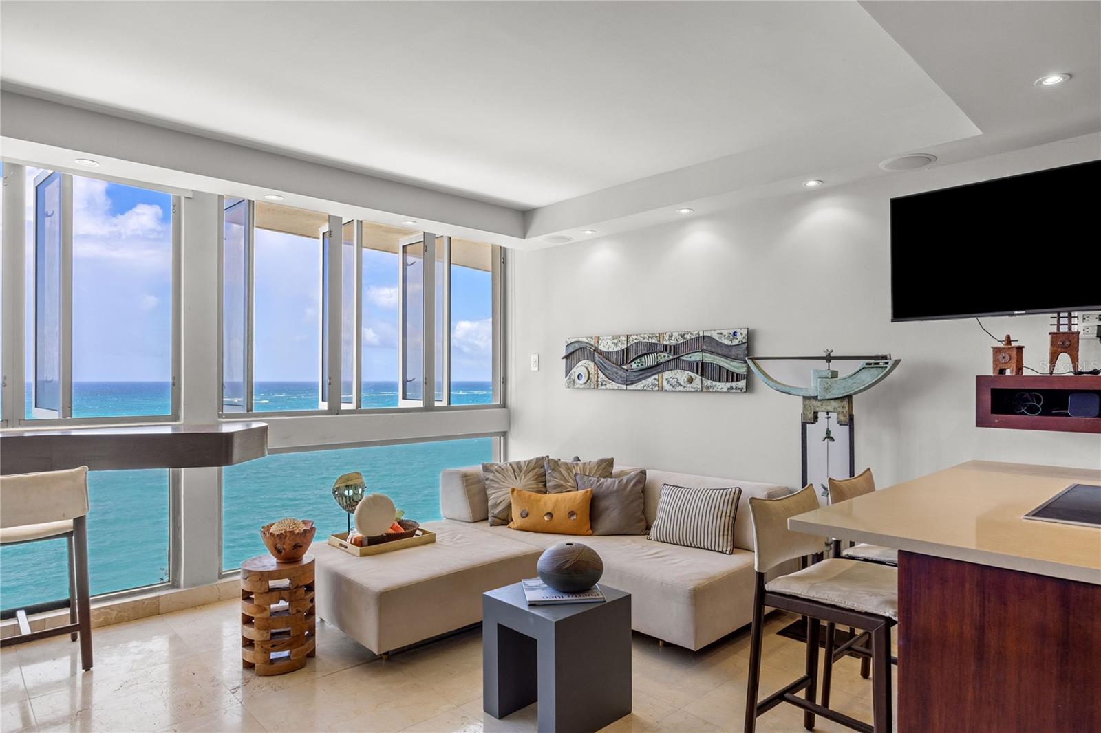 EL MIRADOR DE CONDADO - Residential