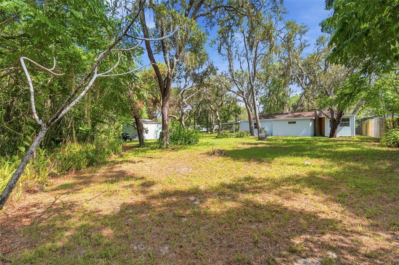 MOON LAKE ESTATES - Residential