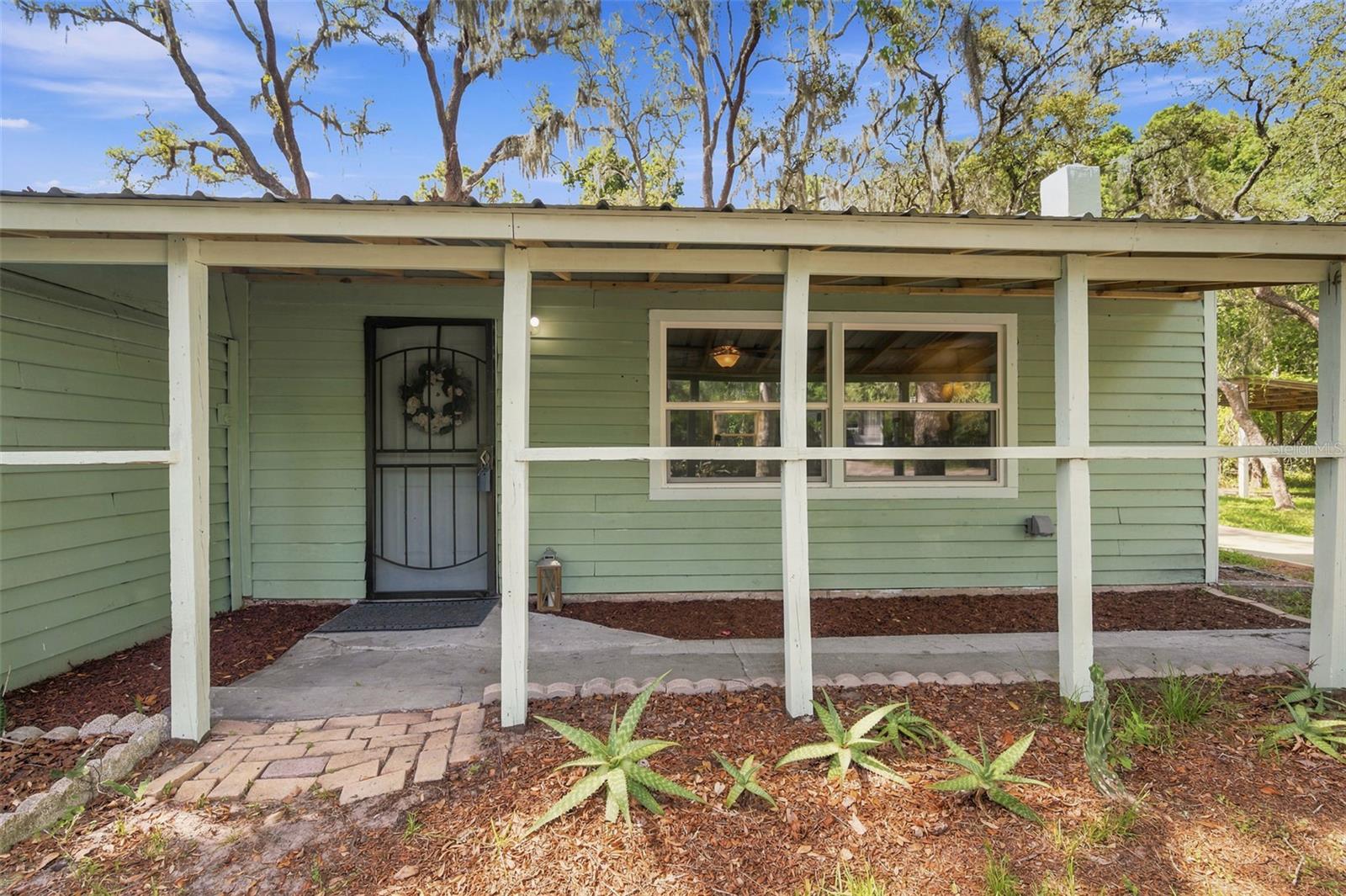 MOON LAKE ESTATES - Residential