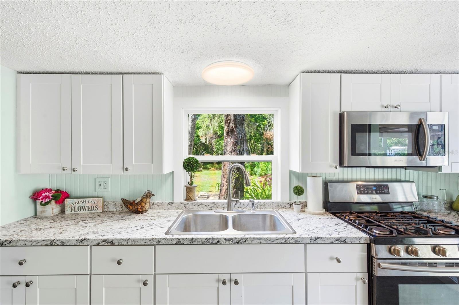 MOON LAKE ESTATES - Residential