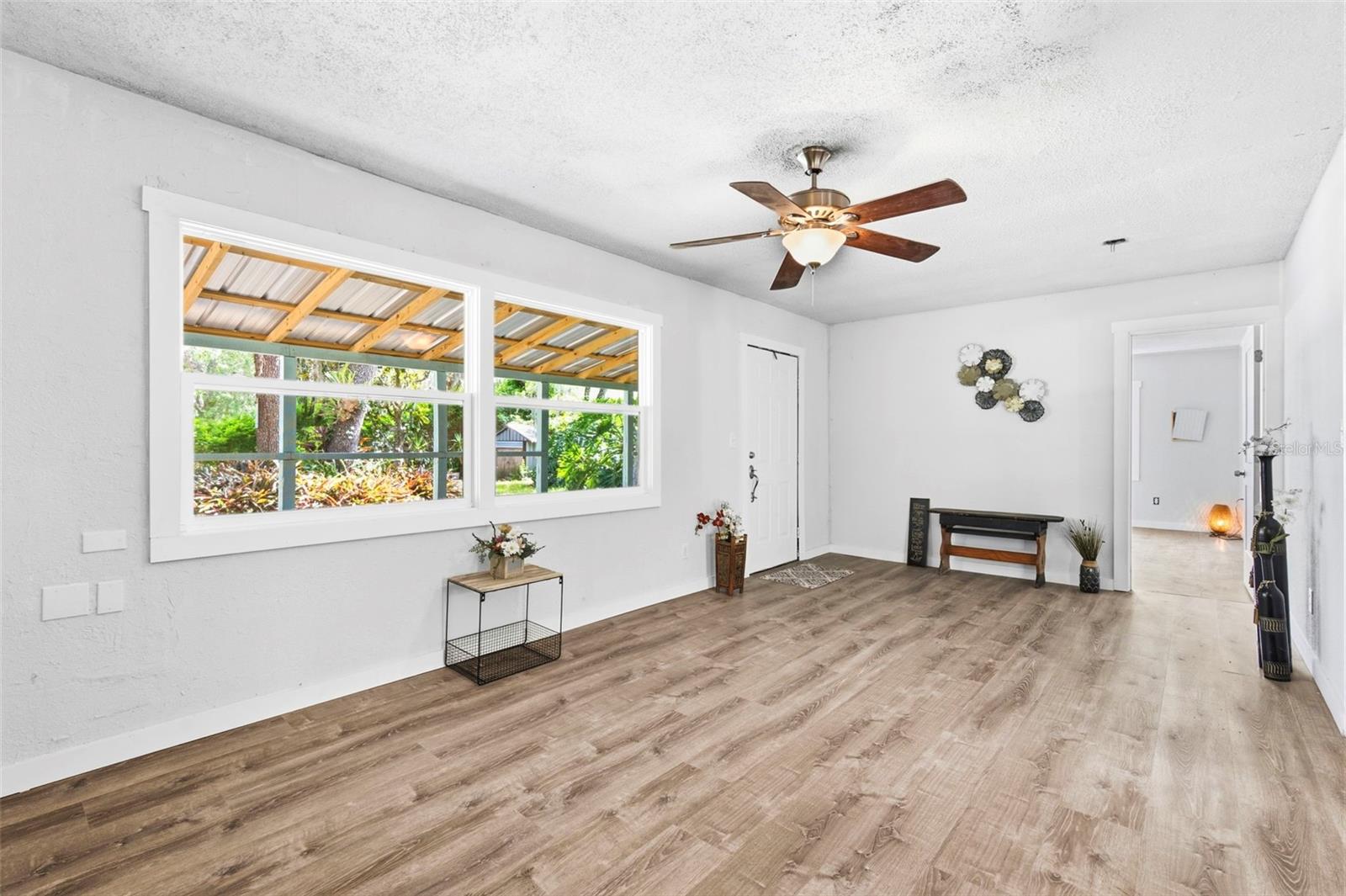 MOON LAKE ESTATES - Residential