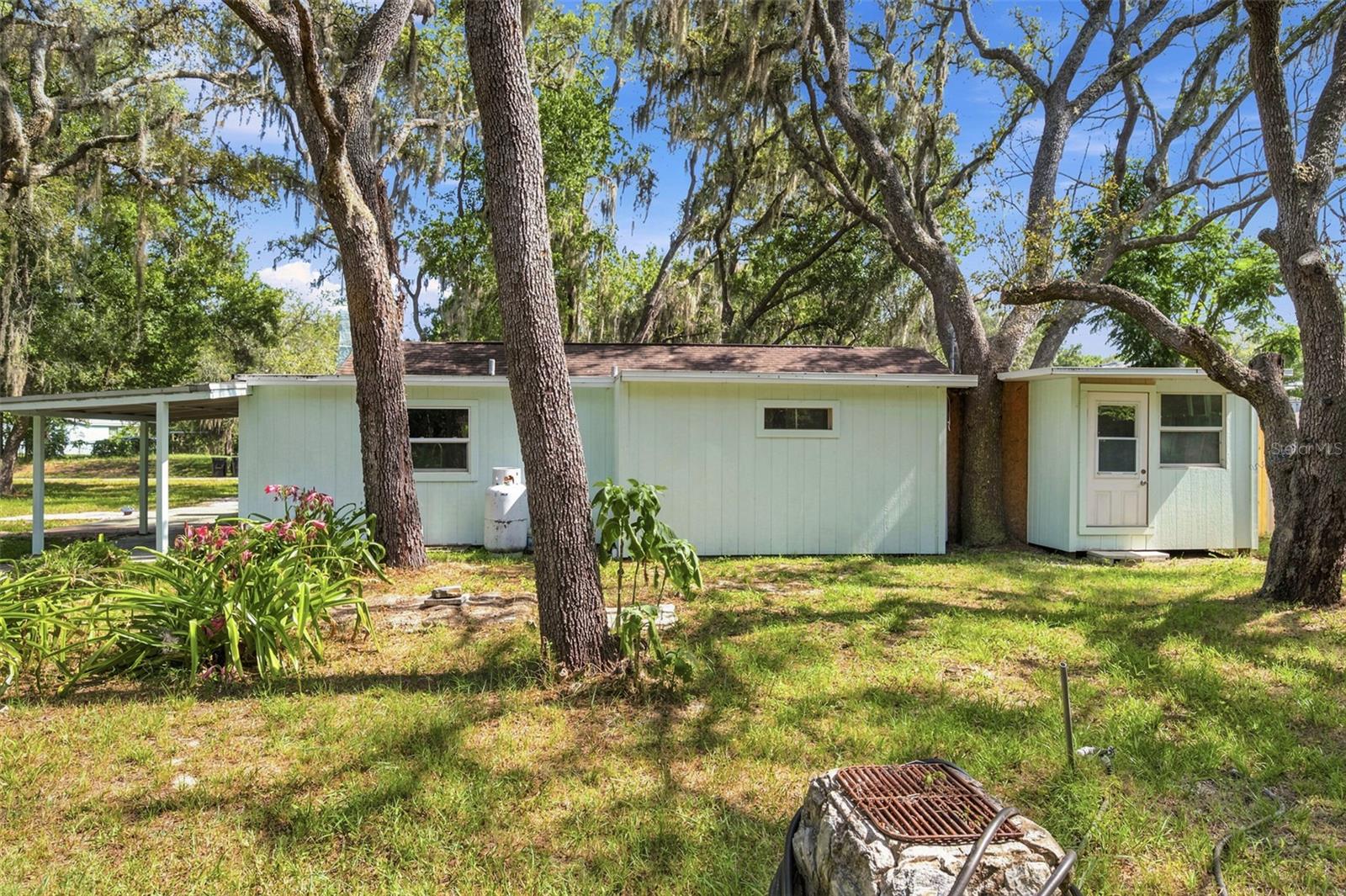 MOON LAKE ESTATES - Residential