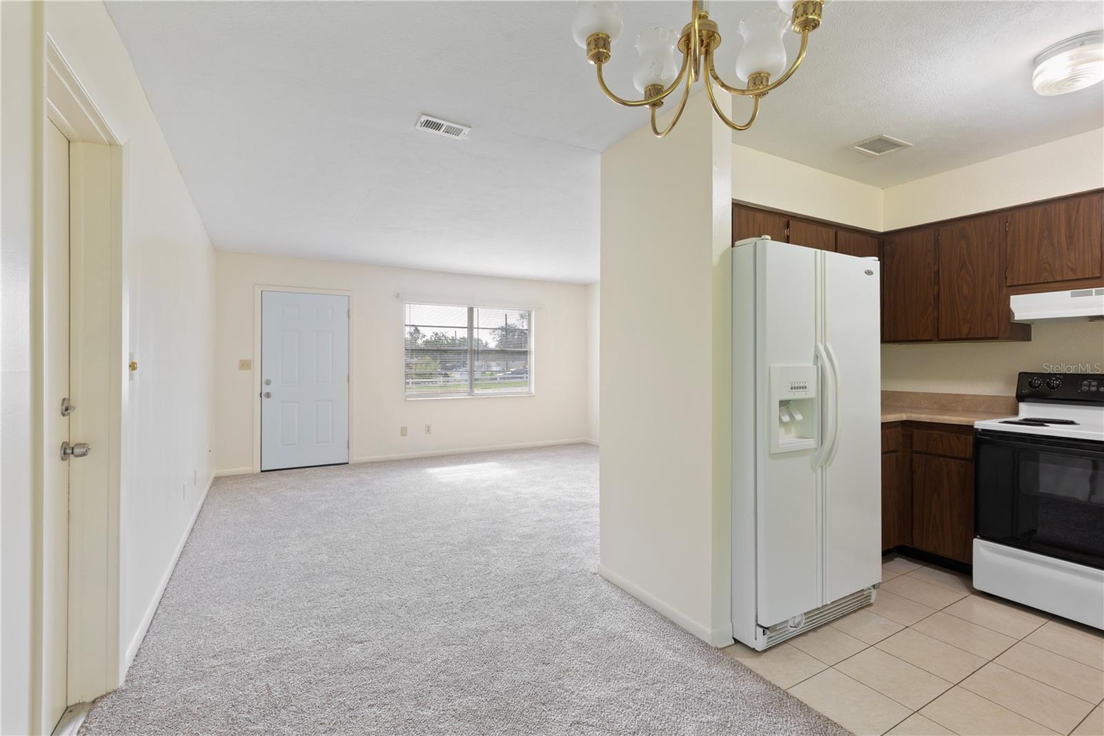 OAKHILL PARK - Residential Lease