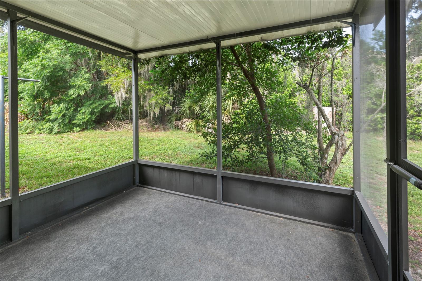 OAKHILL PARK - Residential Lease