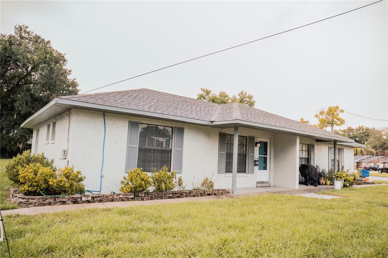 Welcome to this move-in ready rental home located in the heart of Winter Haven! This well-maintained residence offers a comfortable and functional layout, providing the perfect space for everyday living. Enjoy bright living areas, generously sized bedrooms, and a welcoming atmosphere throughout. Conveniently located near shopping, dining, schools, parks, and major roadways, this home offers easy access to everything you need. Whether you're commuting or enjoying the local attractions, you'll appreciate the excellent location and exceptional value this property provides. Ready for immediate occupancy—schedule your showing today!