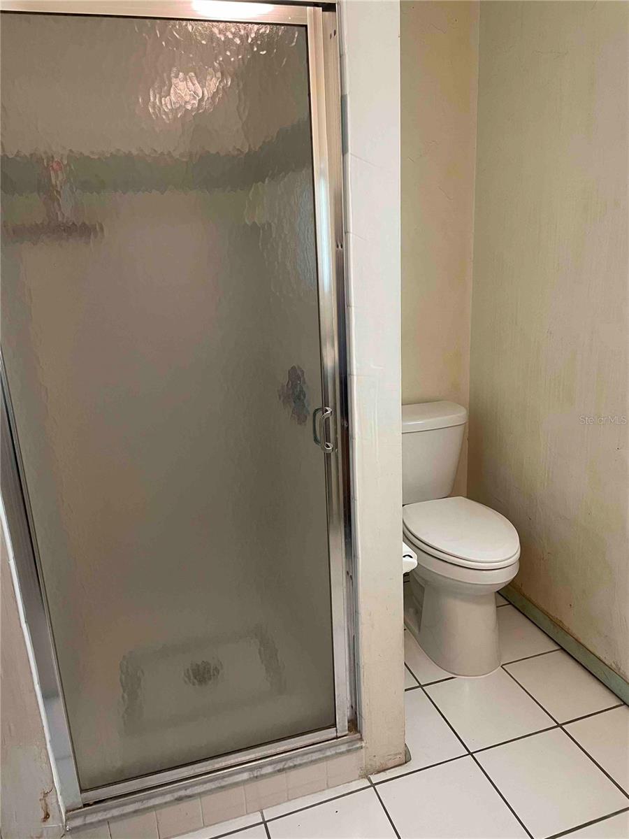 SEMINOLE PARK - Residential Lease