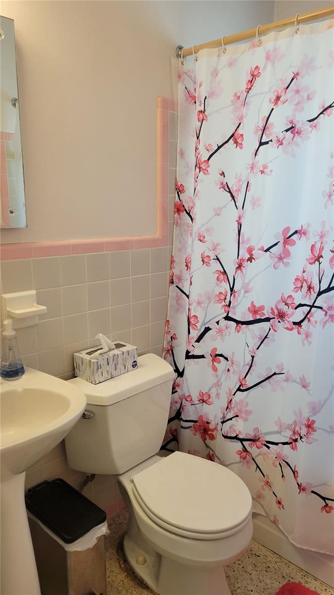SEMINOLE PARK - Residential Lease