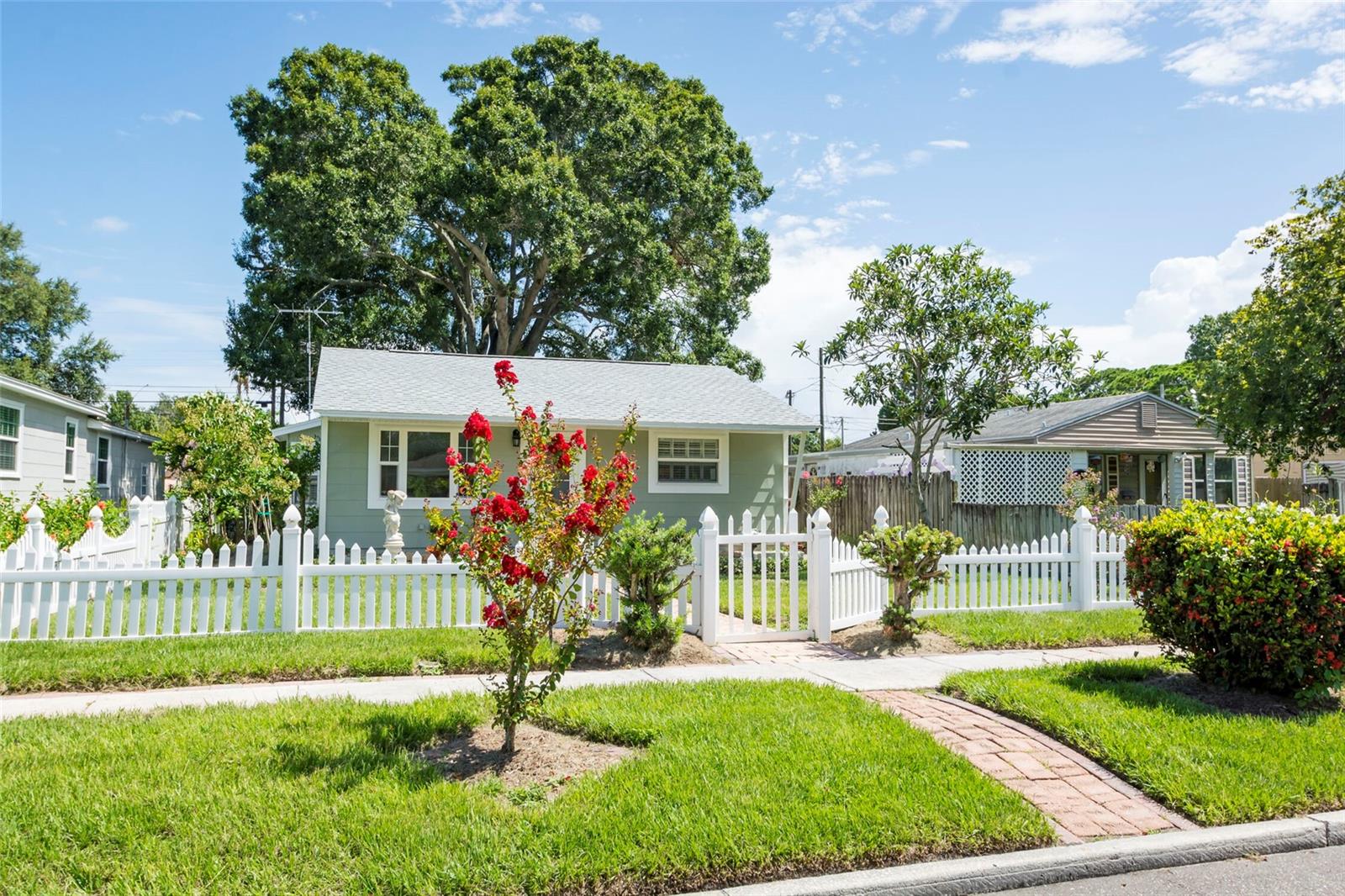 ARCADIA SUB - Residential