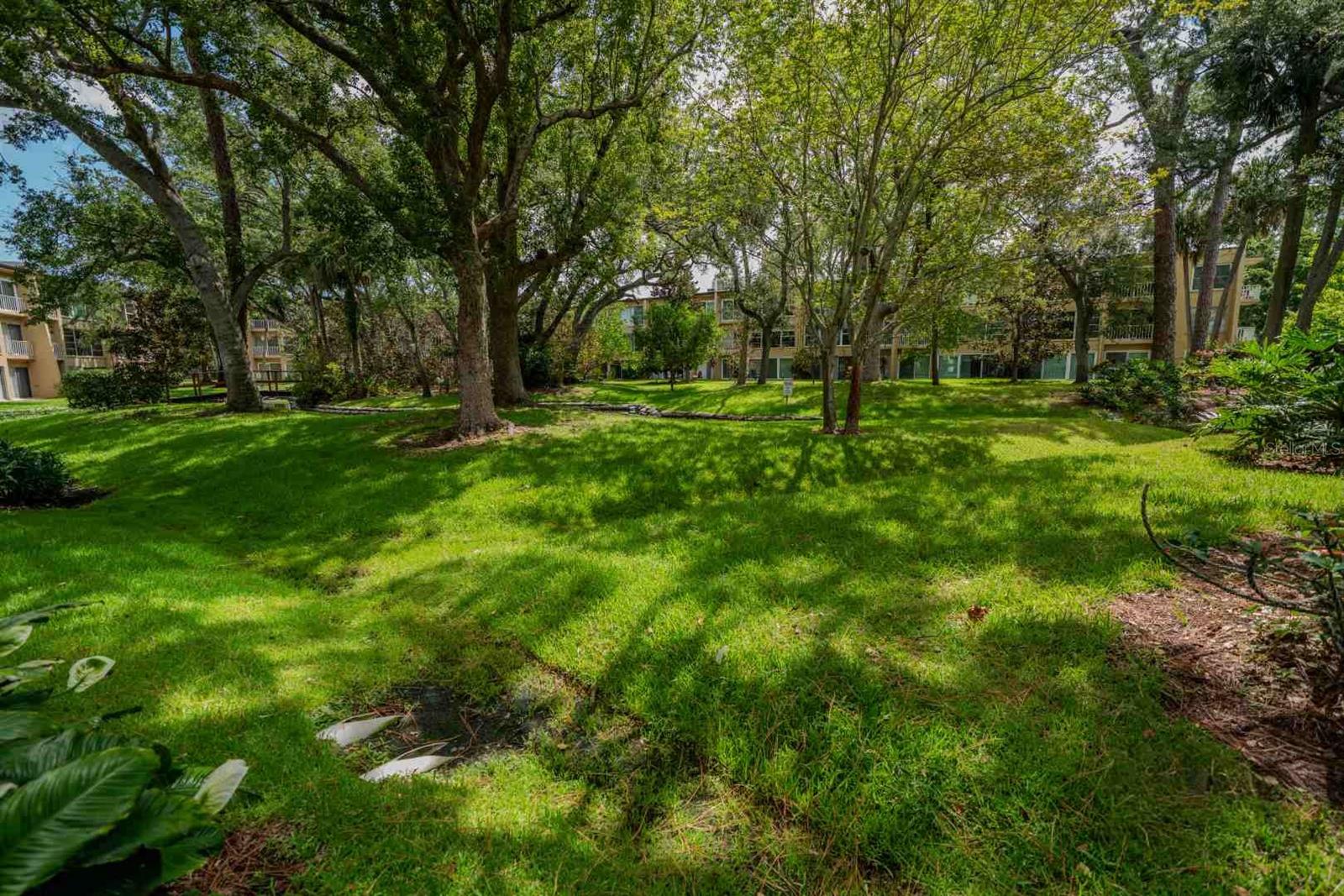 PENTHOUSE GREENS - Residential