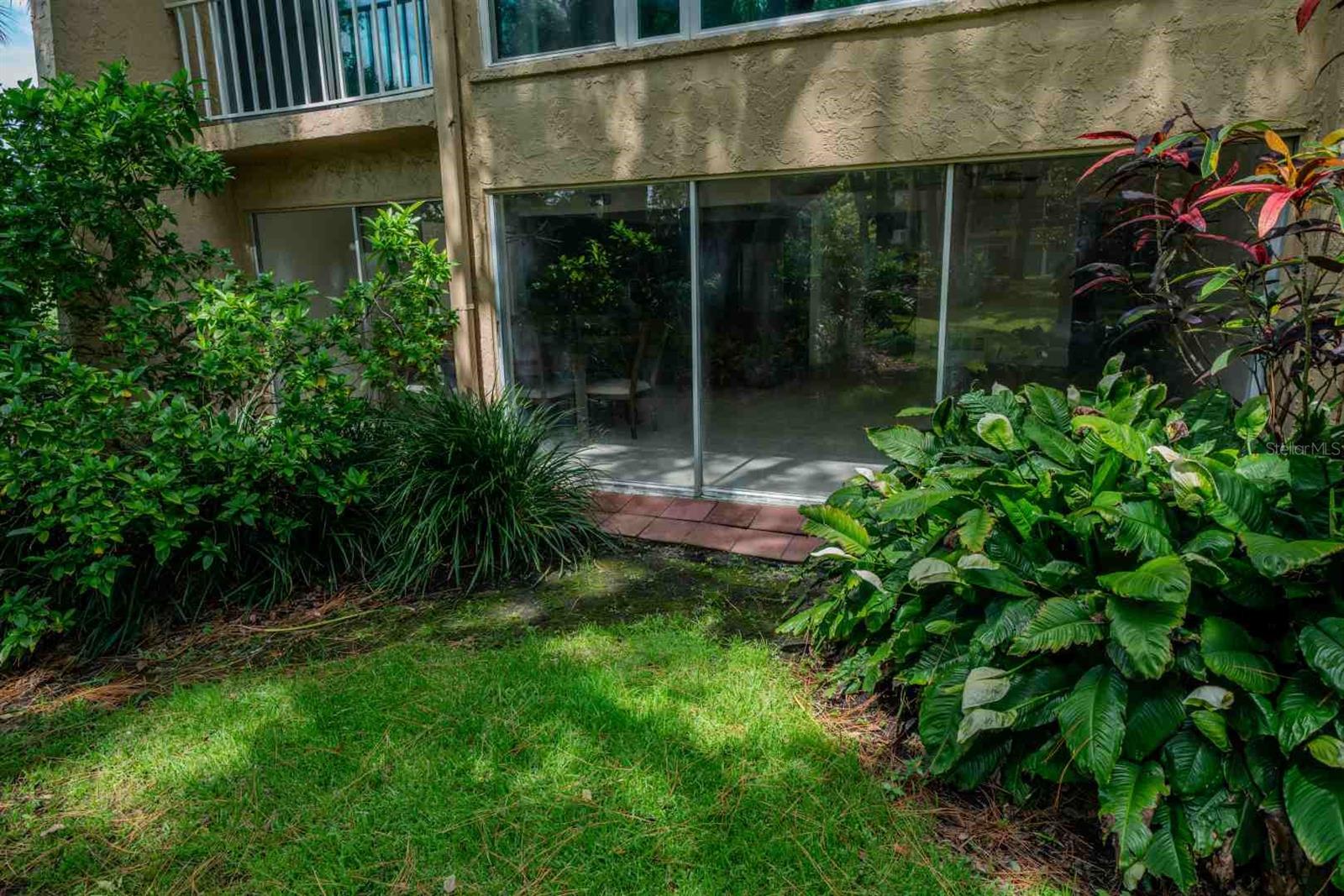 PENTHOUSE GREENS - Residential