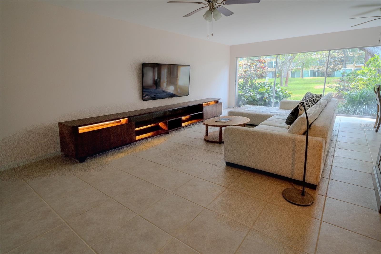 PENTHOUSE GREENS - Residential