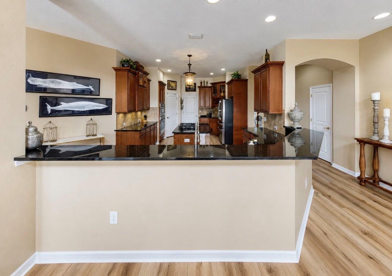 MIRABAY PH 3B-2 - Residential