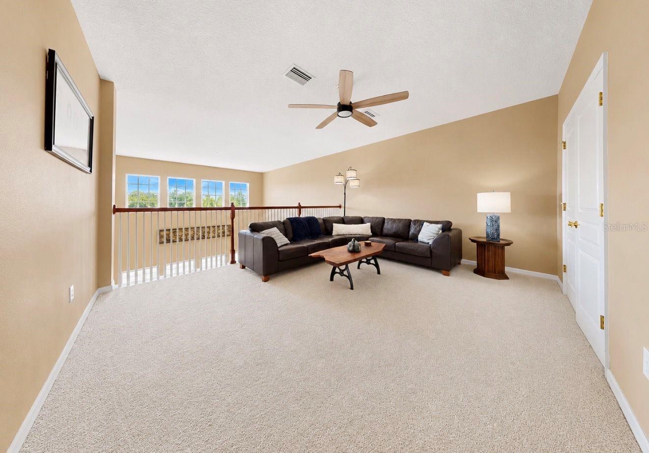 MIRABAY PH 3B-2 - Residential
