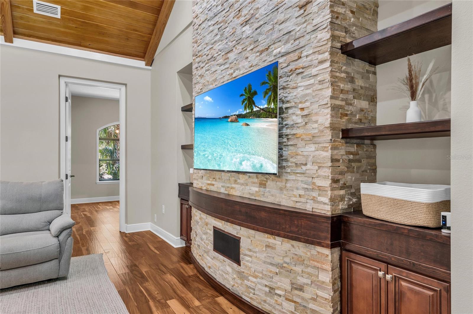 RIVER FOREST - Residential