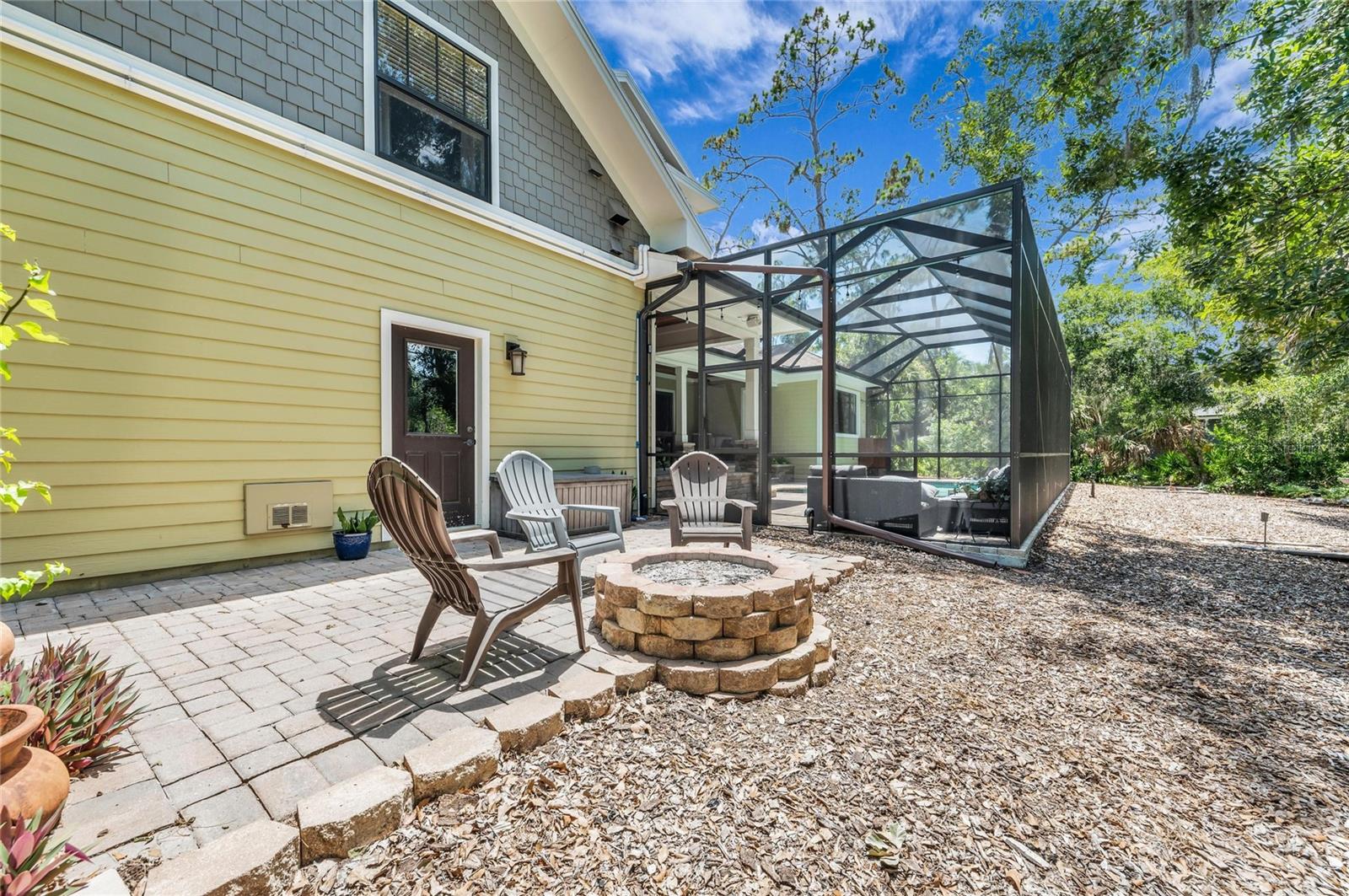 RIVER FOREST - Residential