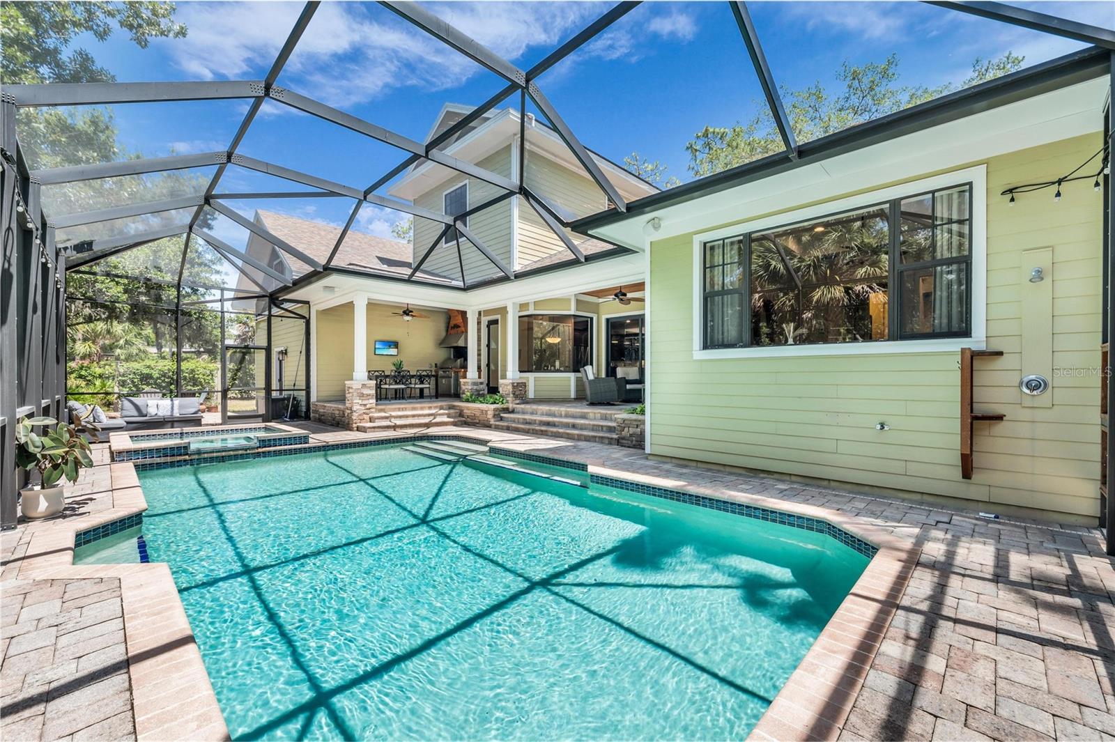 RIVER FOREST - Residential
