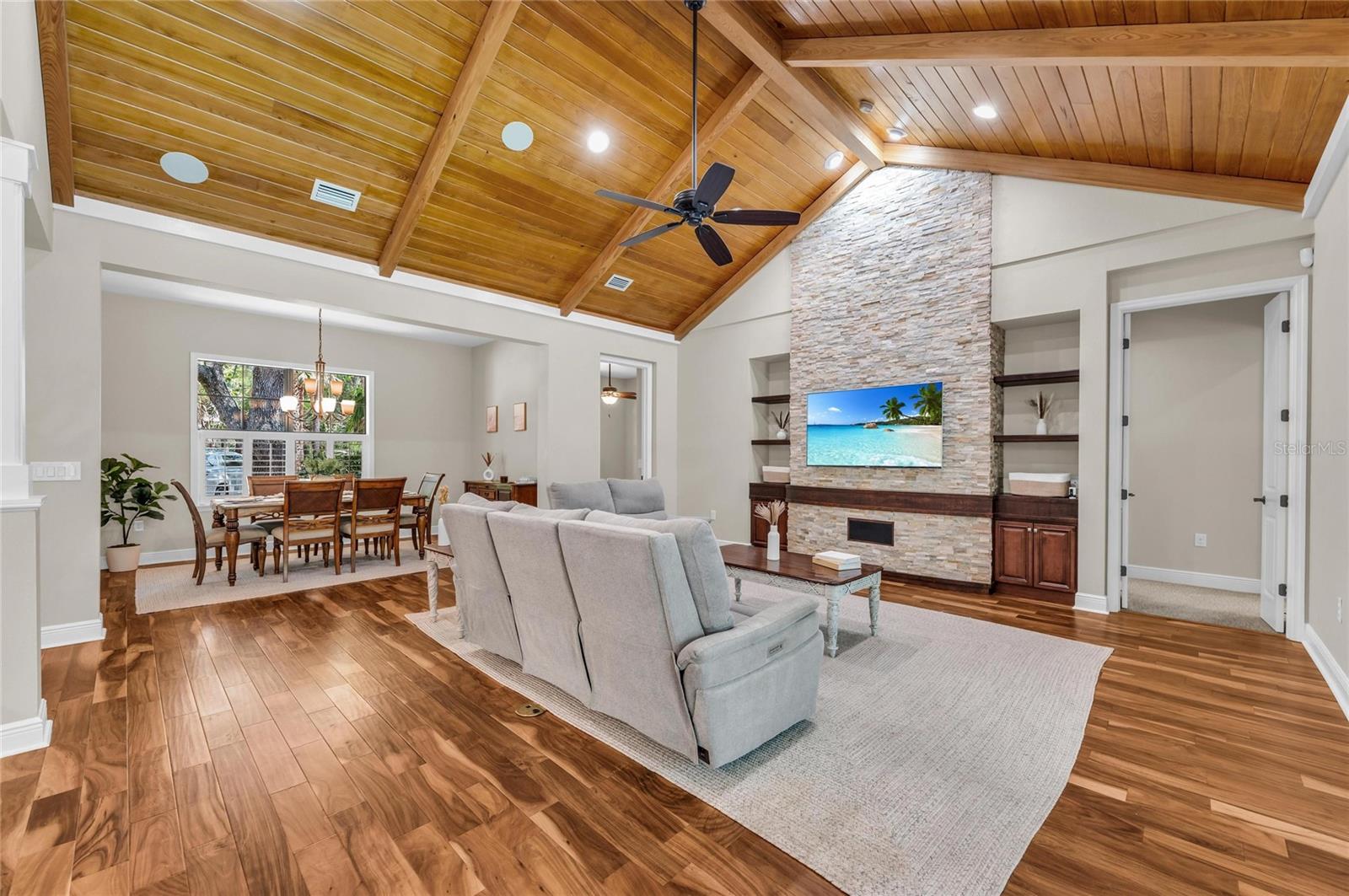 RIVER FOREST - Residential