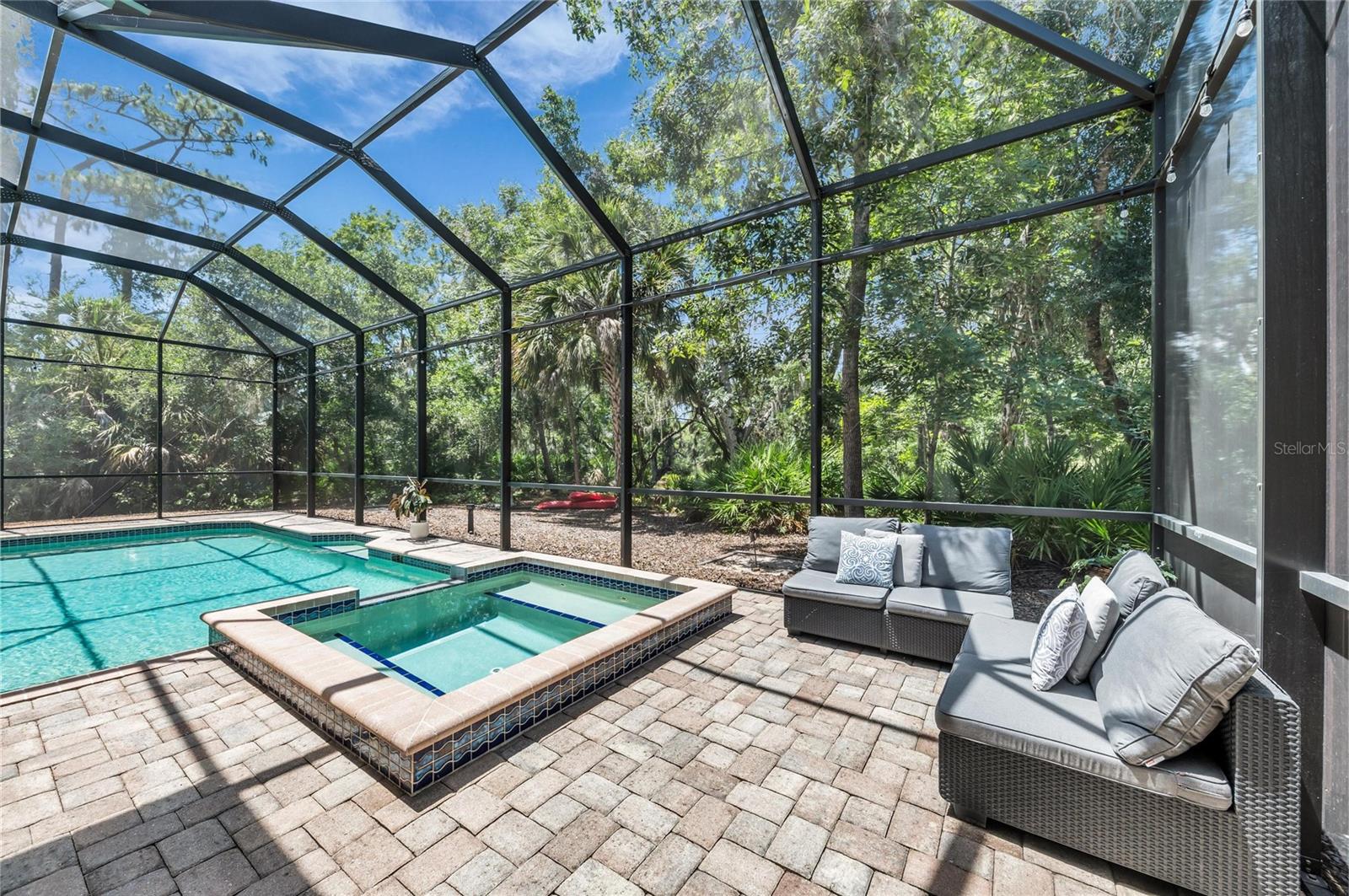 RIVER FOREST - Residential