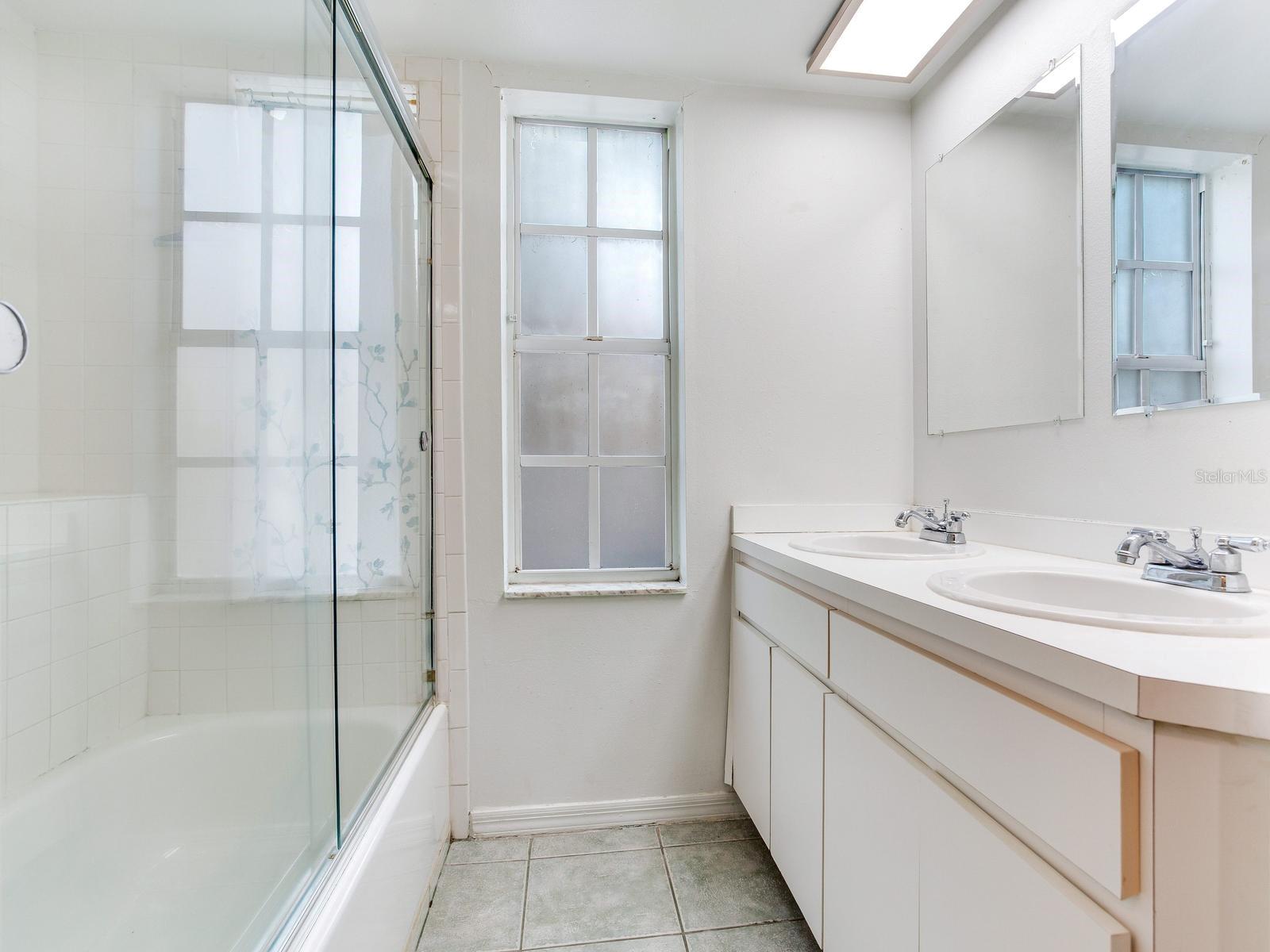 CAMBRIDGE A CONDO - Residential