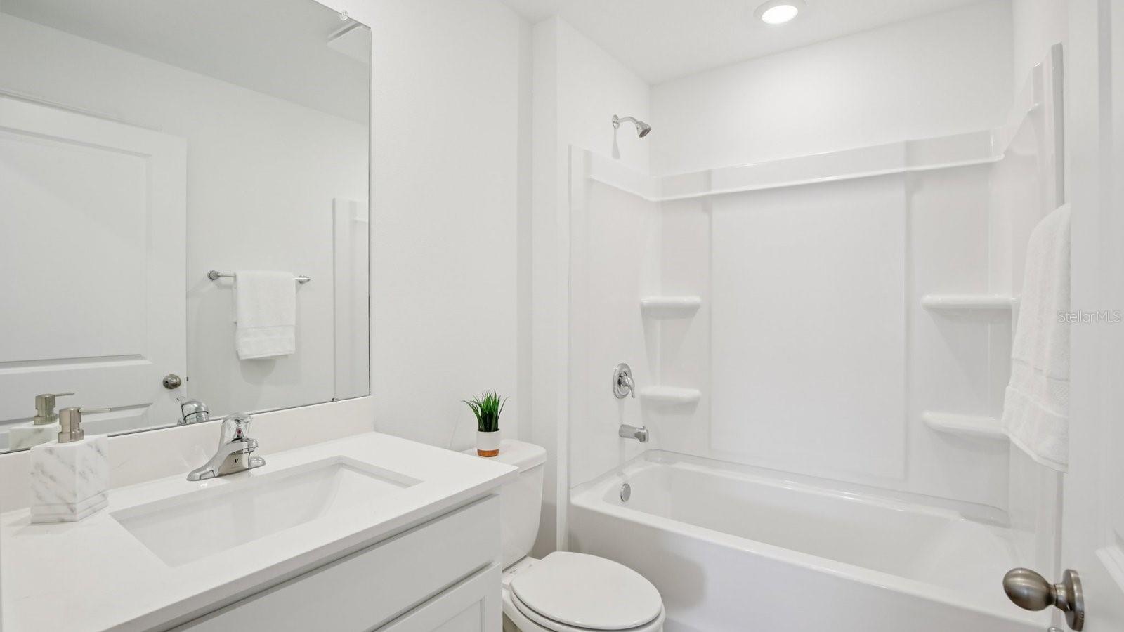 HOLLOWAY LANDING - Residential