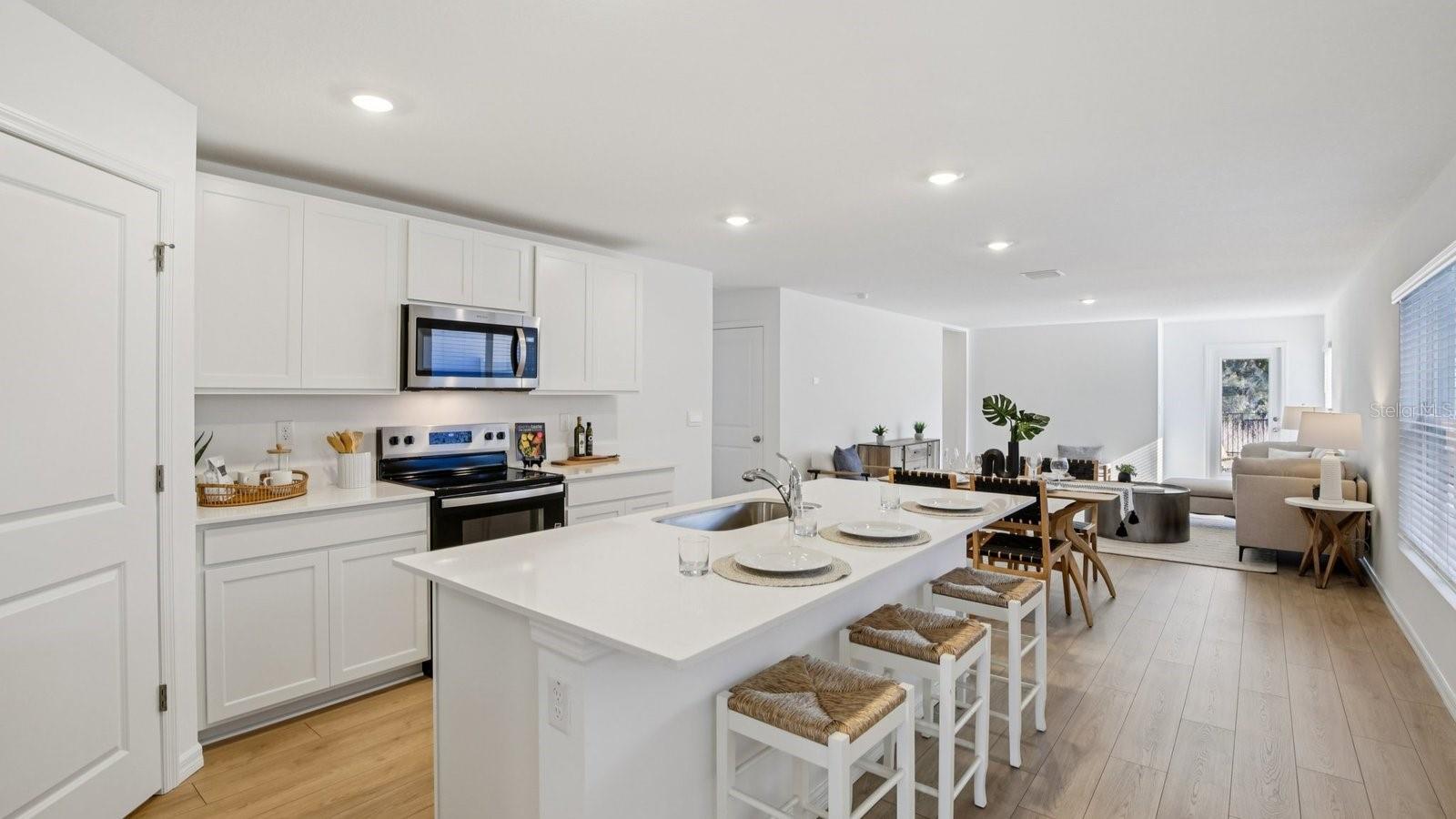 HOLLOWAY LANDING - Residential
