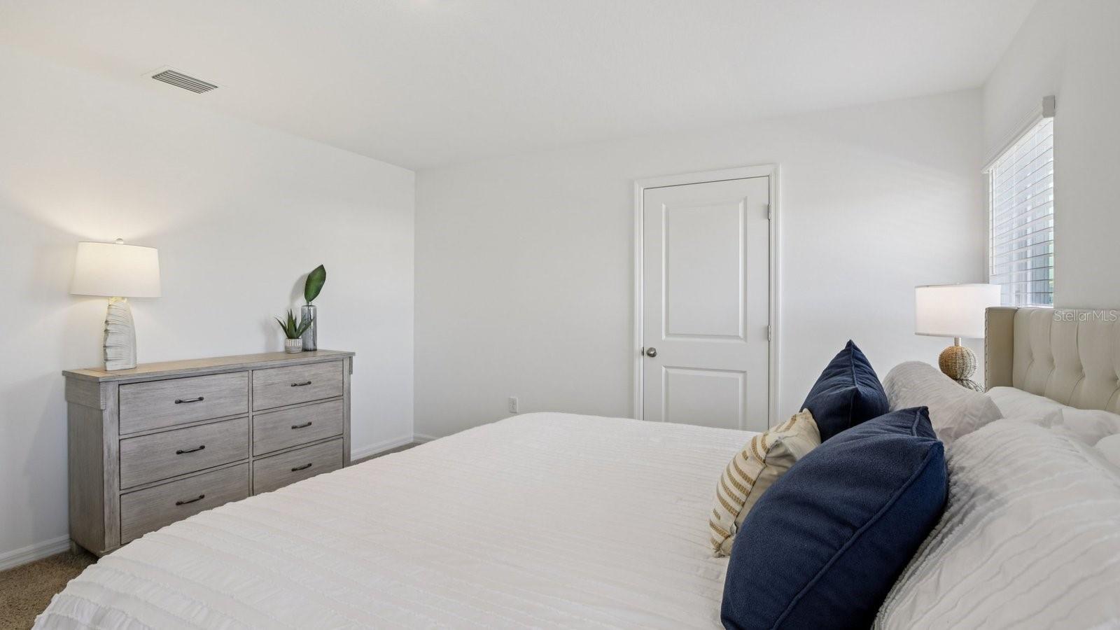 HOLLOWAY LANDING - Residential