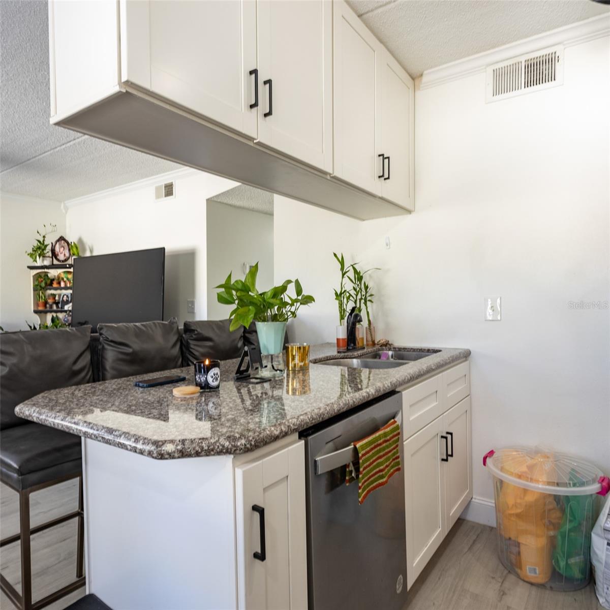 YORKTOWNE ESTATE CONDO - Residential