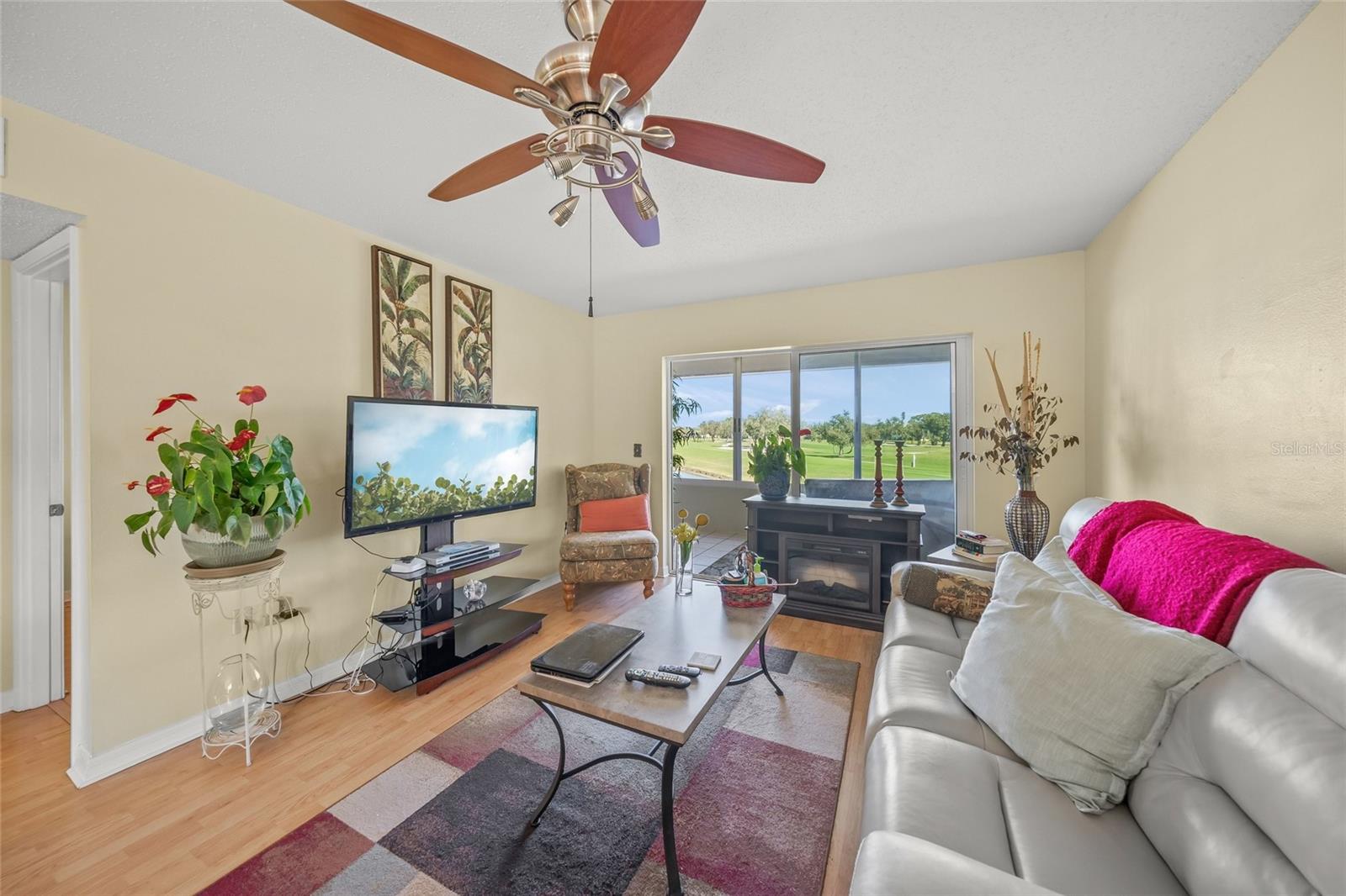 PALM-AIRE DESOTO LAKES COUNTRY CLUB - Residential
