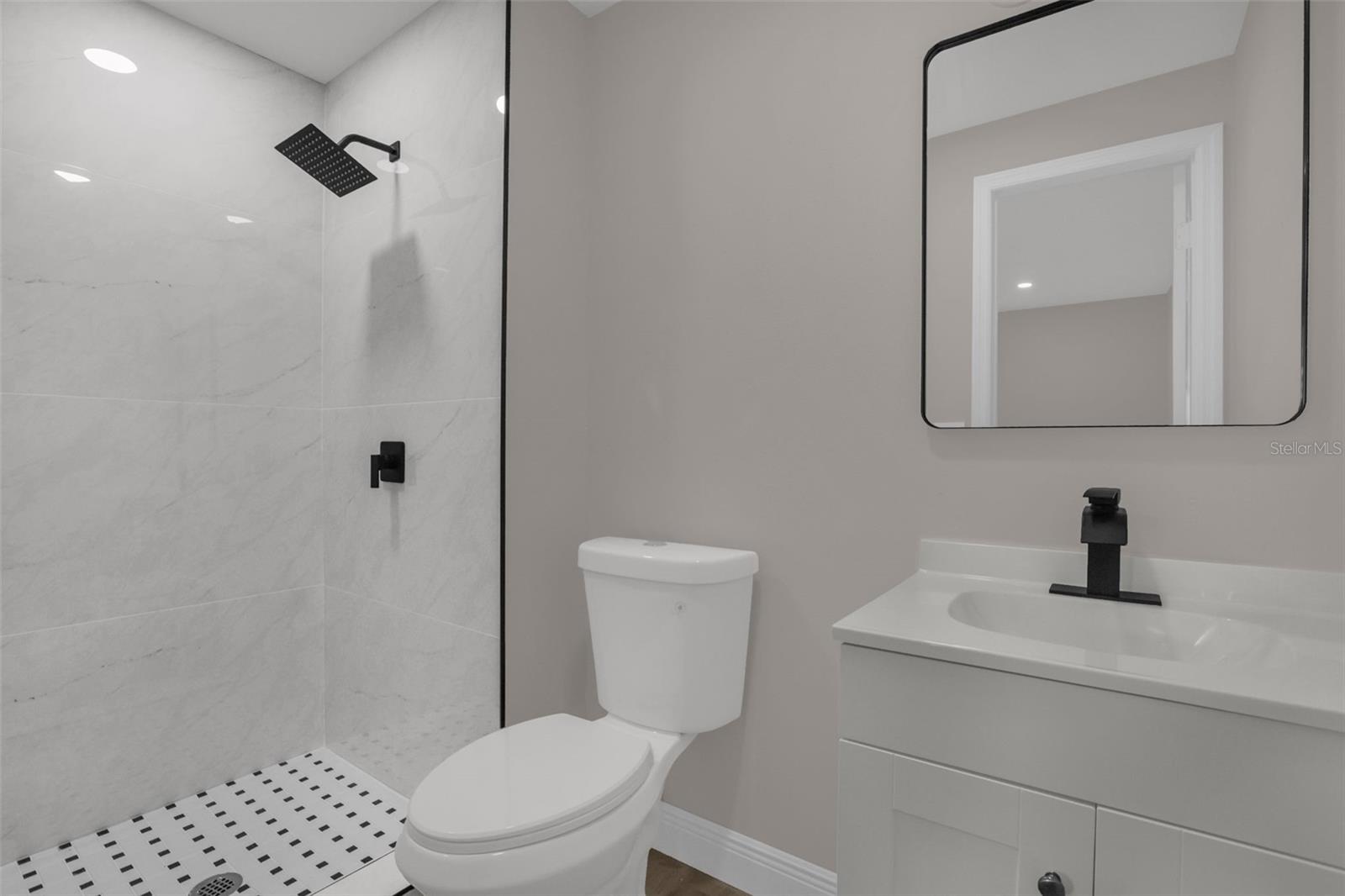 WALKERS ADD TO ALTAMONTE SPGS 2 - Residential