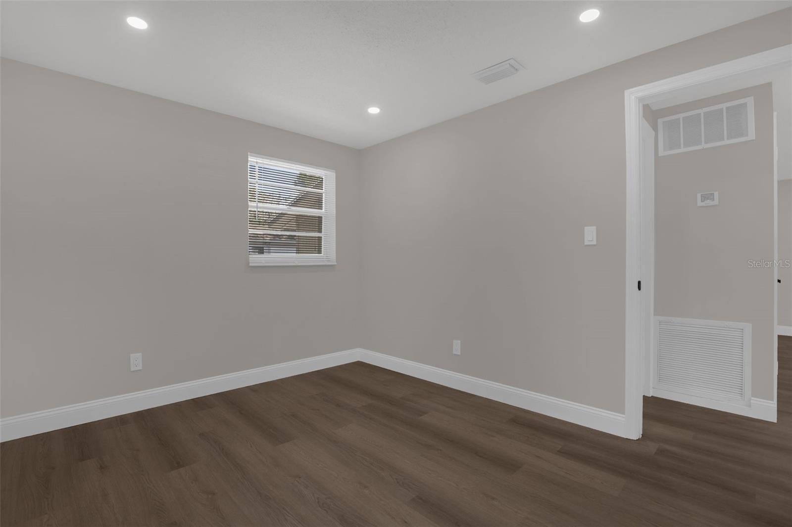 WALKERS ADD TO ALTAMONTE SPGS 2 - Residential