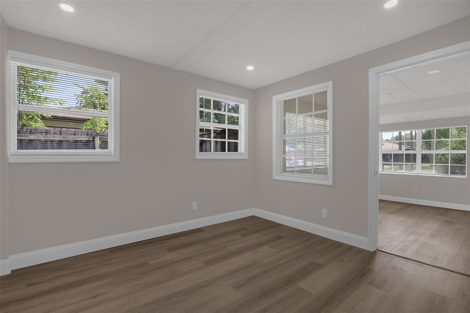 WALKERS ADD TO ALTAMONTE SPGS 2 - Residential