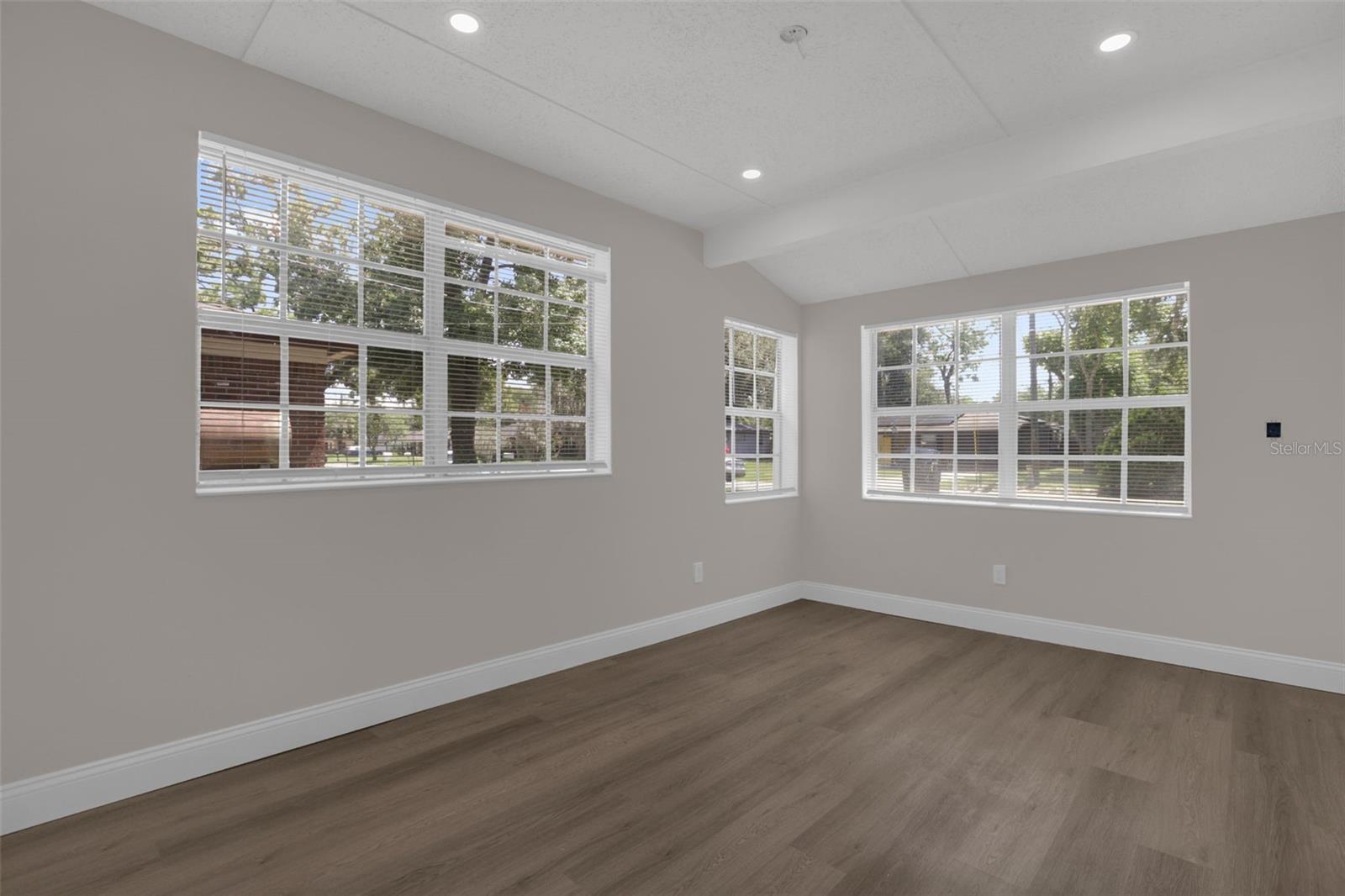 WALKERS ADD TO ALTAMONTE SPGS 2 - Residential