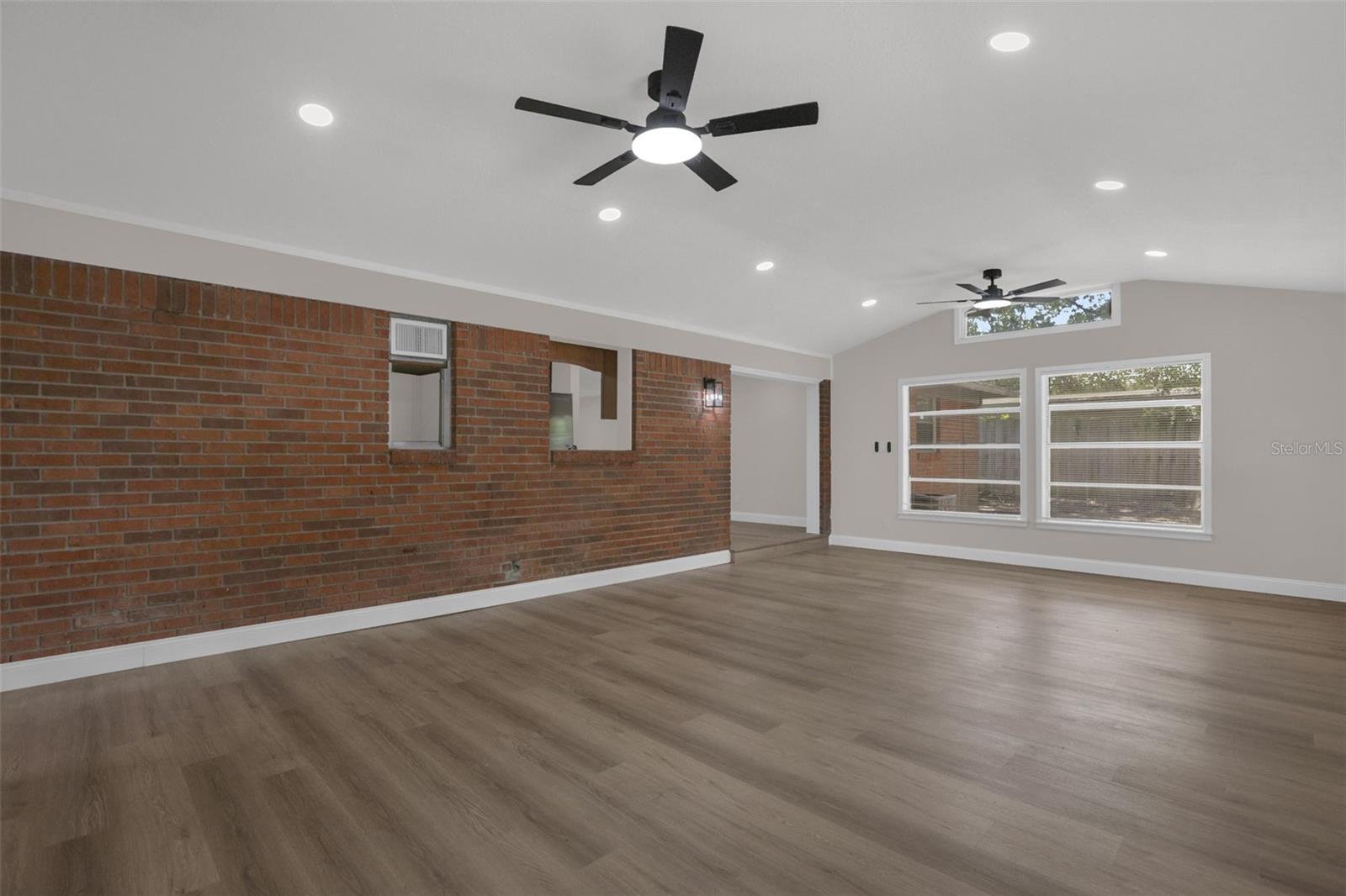 WALKERS ADD TO ALTAMONTE SPGS 2 - Residential