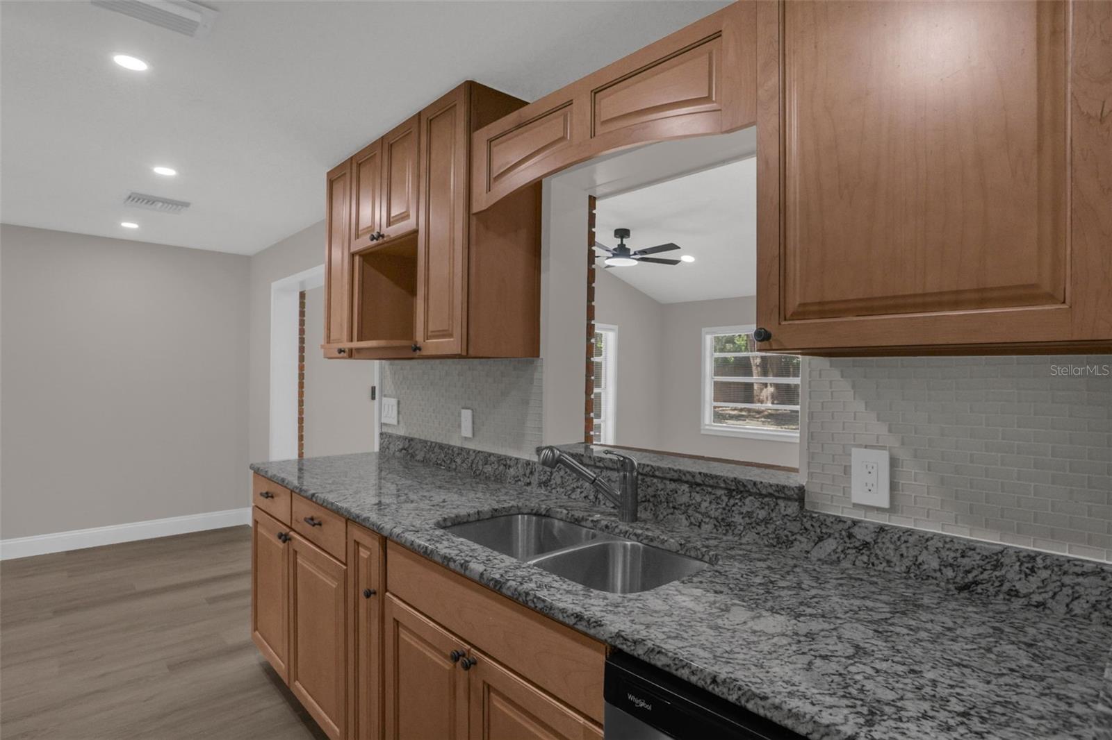 WALKERS ADD TO ALTAMONTE SPGS 2 - Residential
