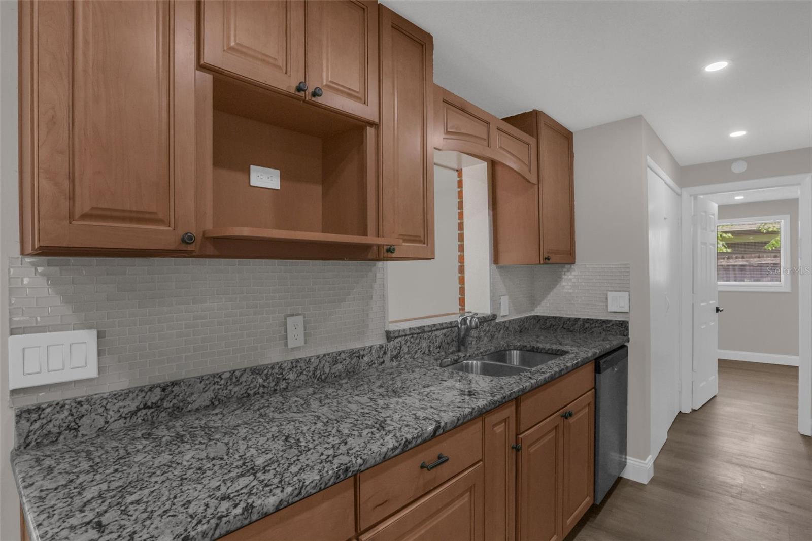 WALKERS ADD TO ALTAMONTE SPGS 2 - Residential