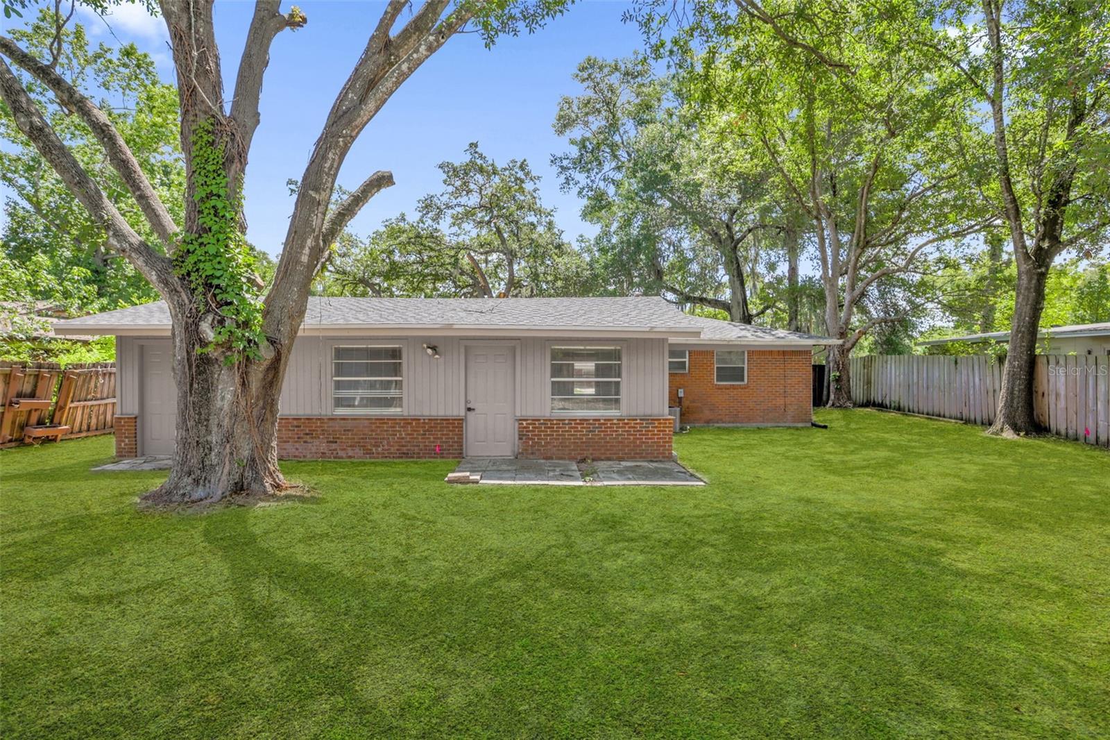 WALKERS ADD TO ALTAMONTE SPGS 2 - Residential