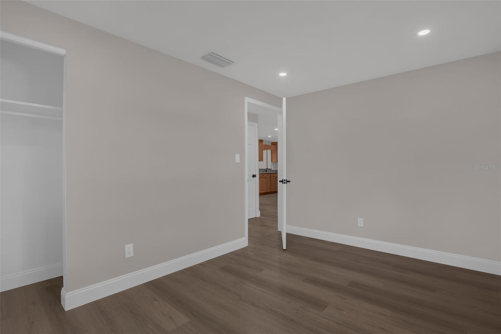 WALKERS ADD TO ALTAMONTE SPGS 2 - Residential