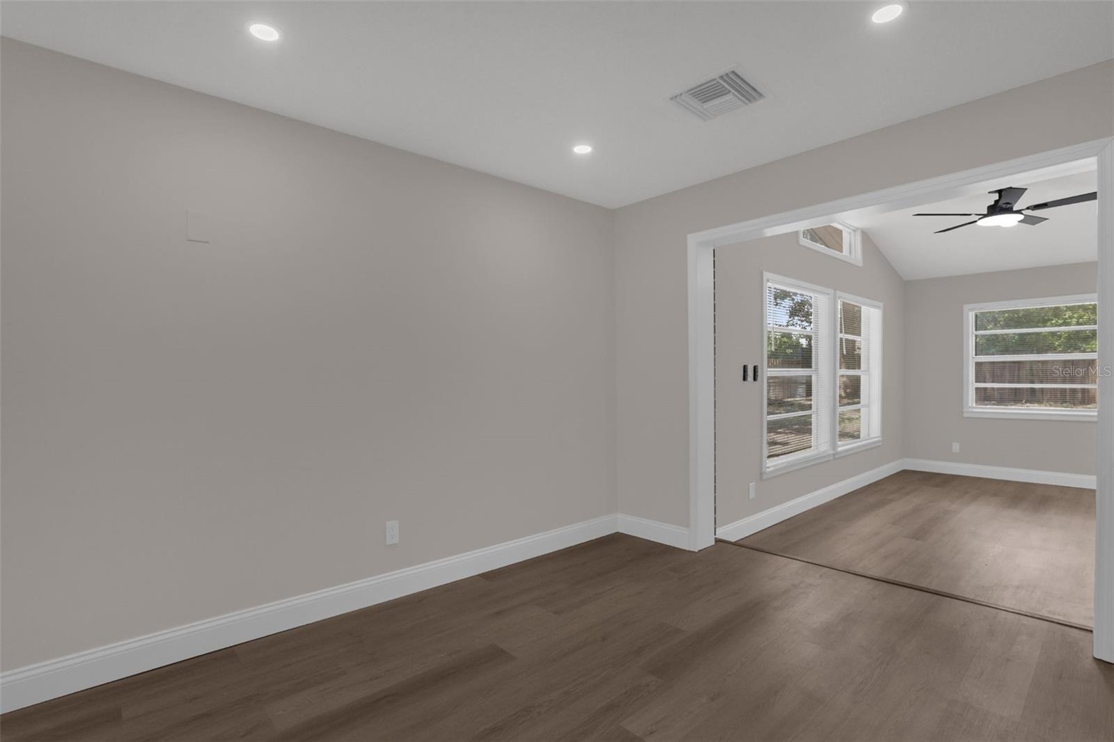 WALKERS ADD TO ALTAMONTE SPGS 2 - Residential