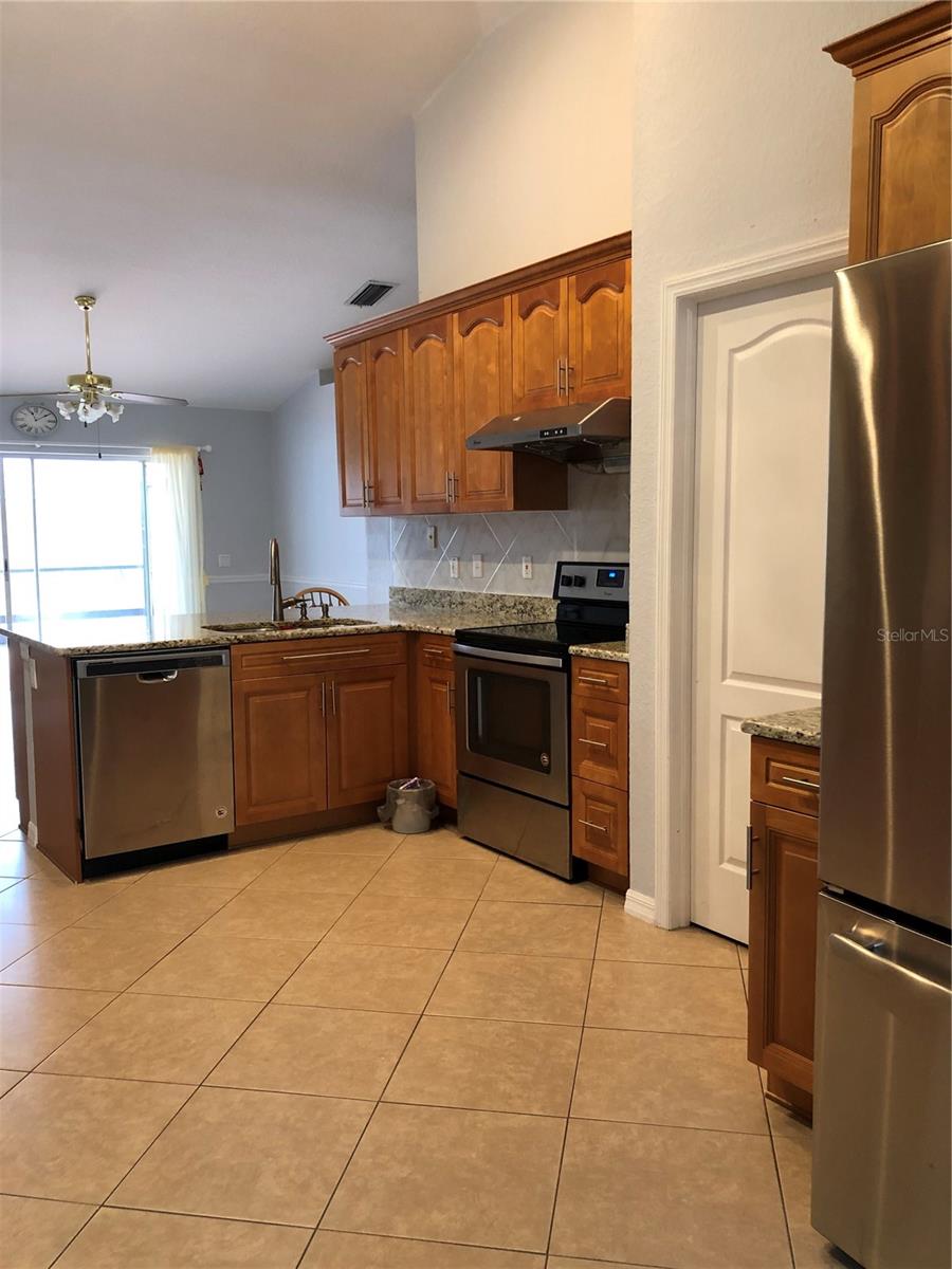WATERFORD PH I - Residential Lease