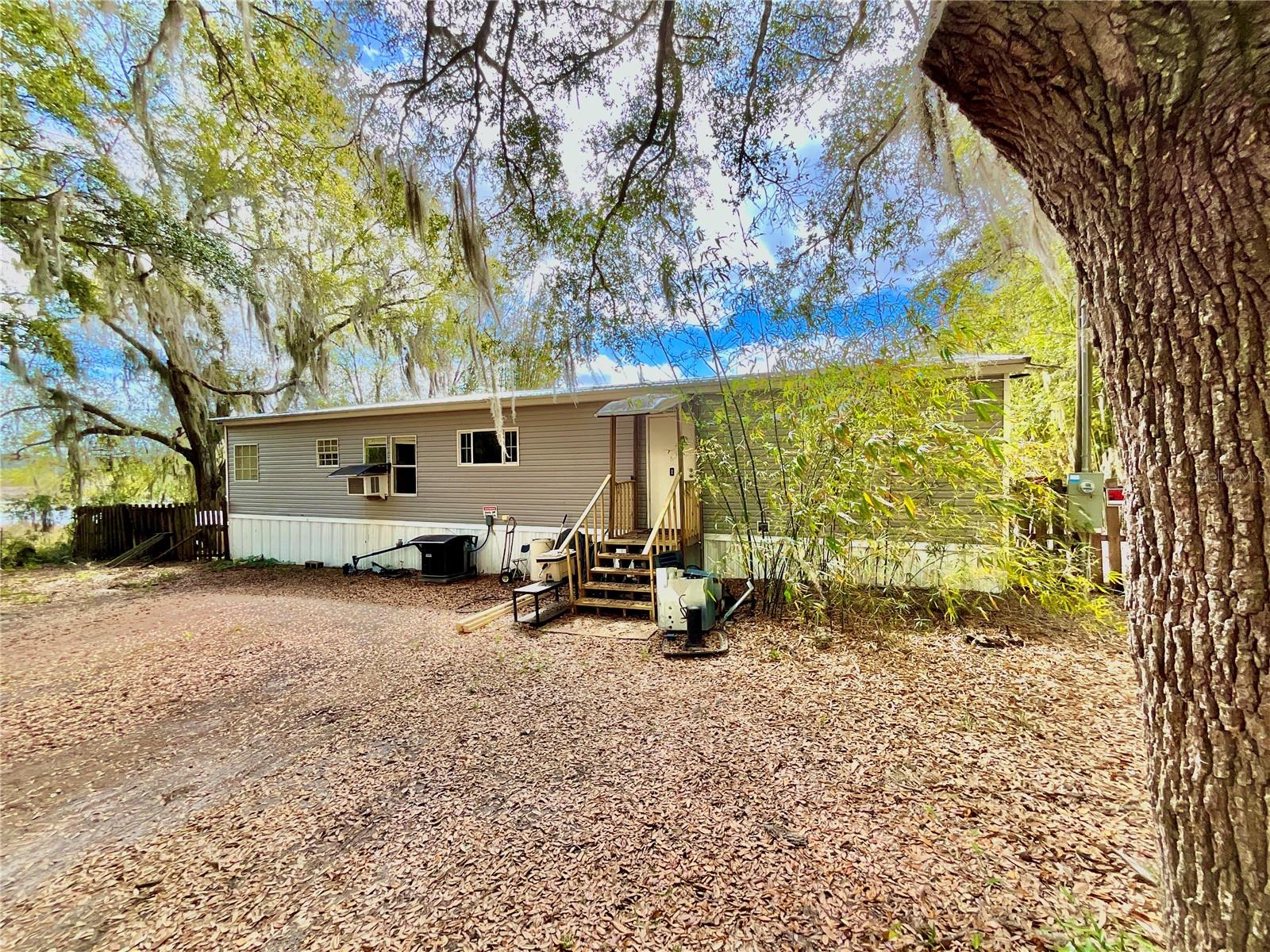COWPEN LAKE - Residential
