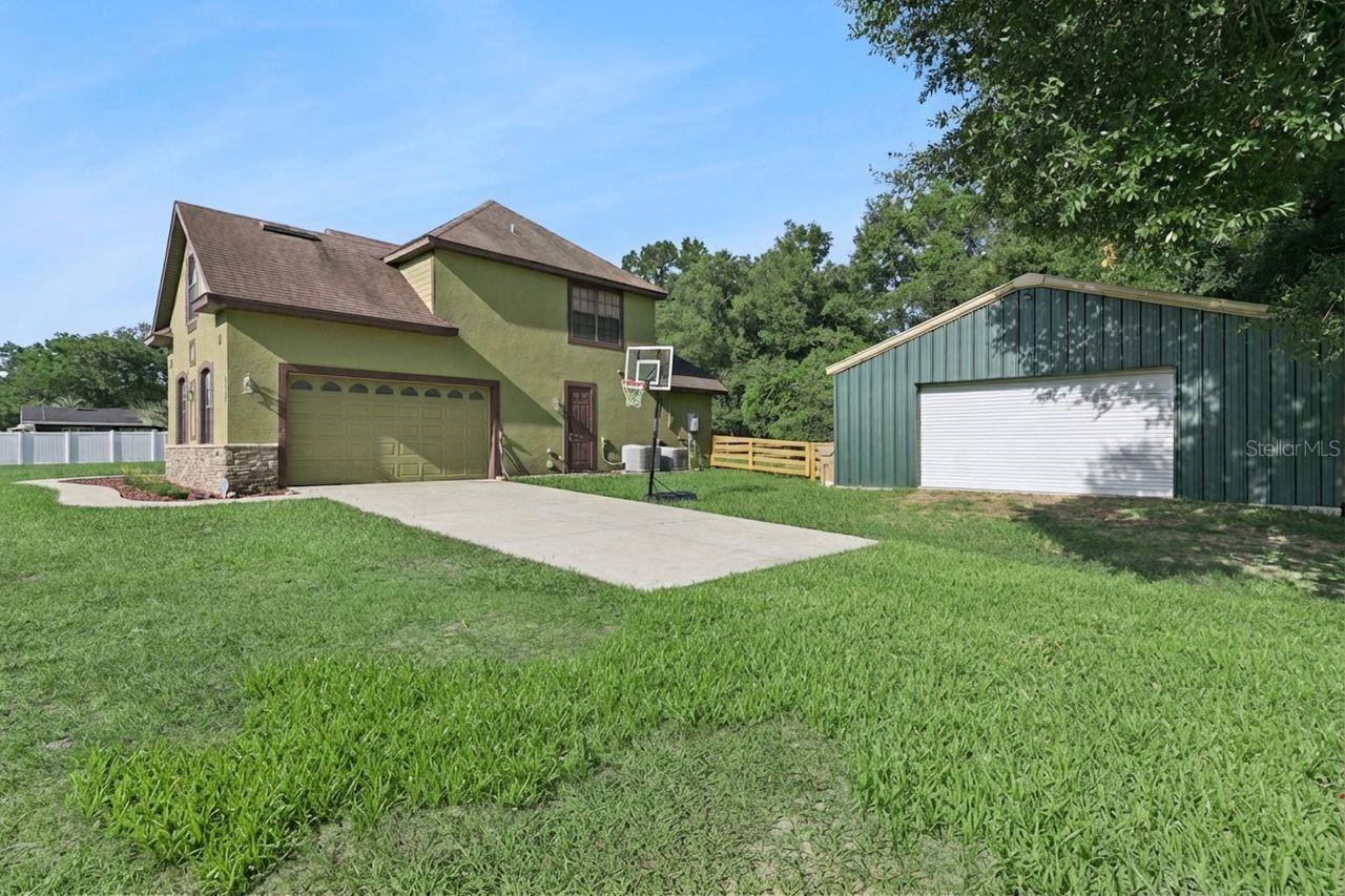 MICHIGAN ACRES - Residential