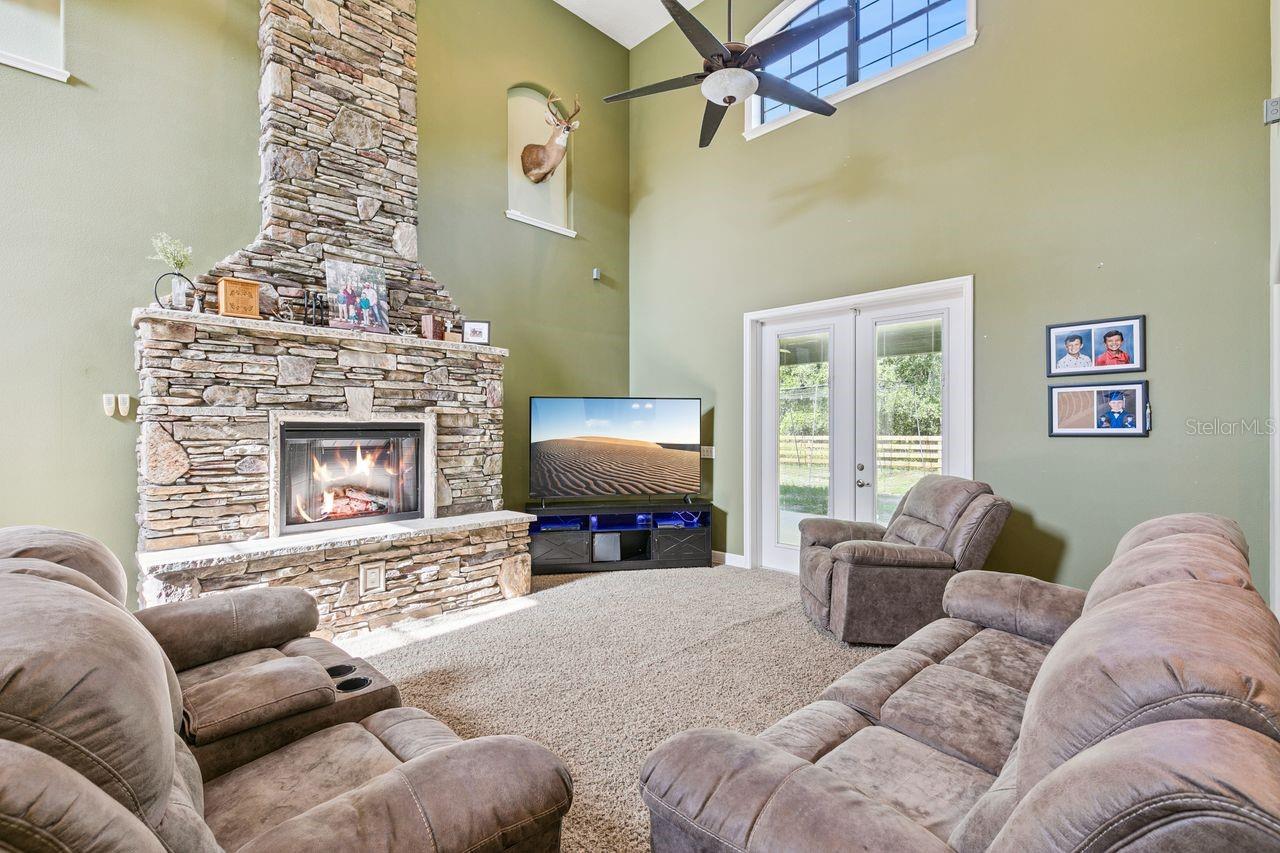 MICHIGAN ACRES - Residential