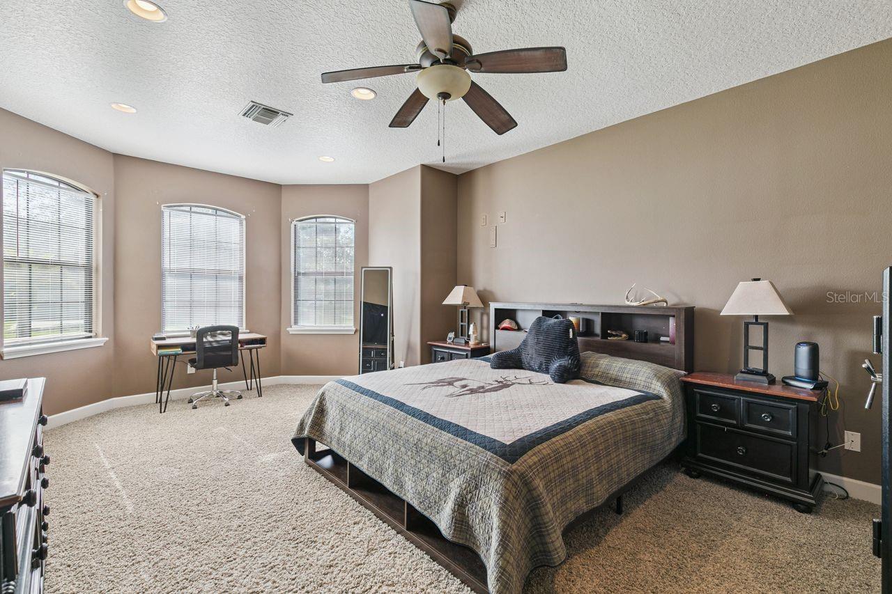 MICHIGAN ACRES - Residential