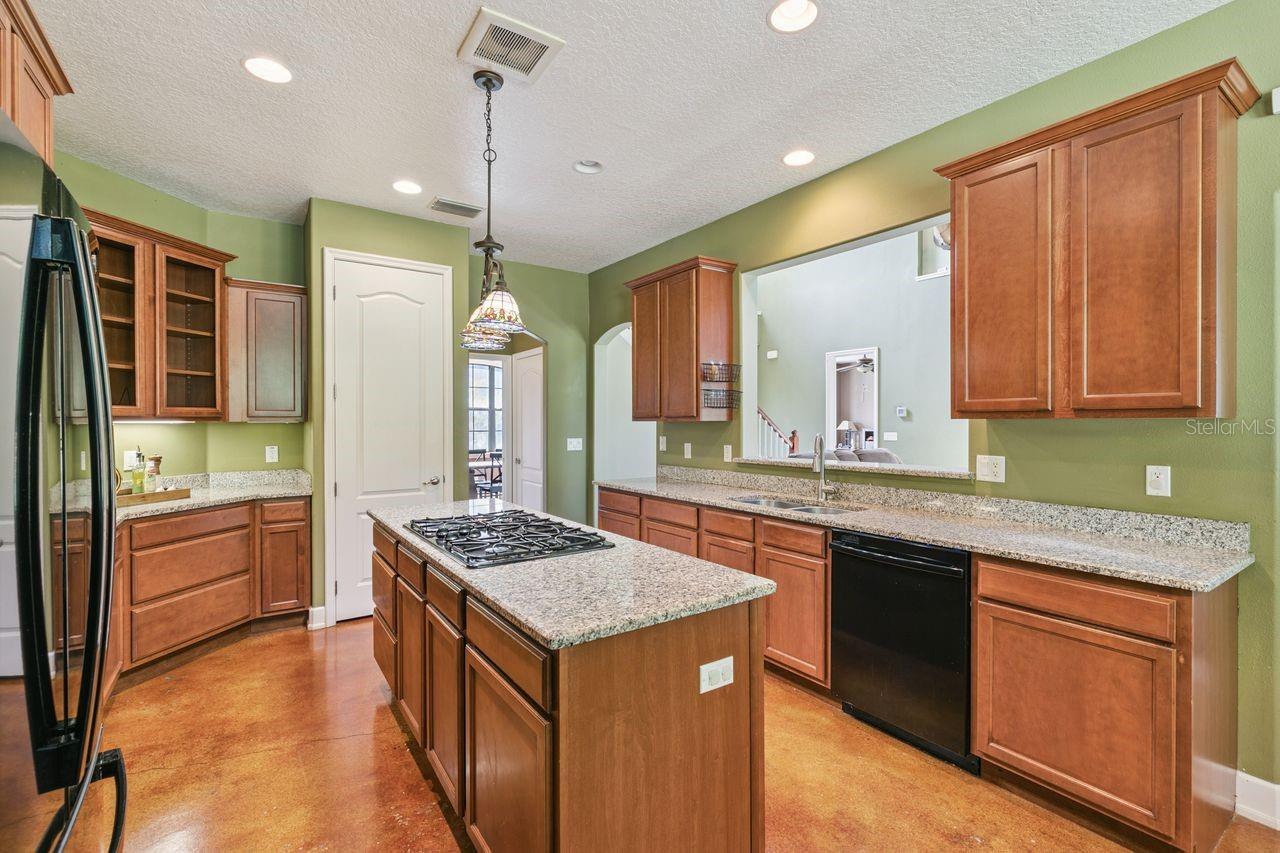 MICHIGAN ACRES - Residential