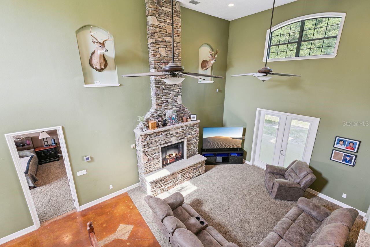 MICHIGAN ACRES - Residential
