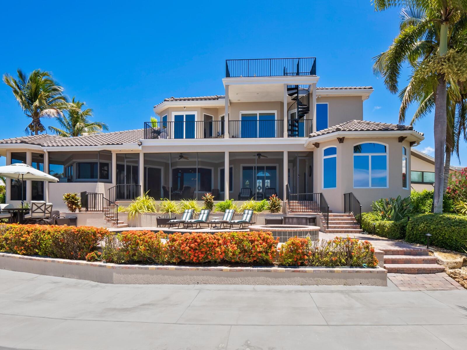 SOUTHPOINTE SHORES - Residential
