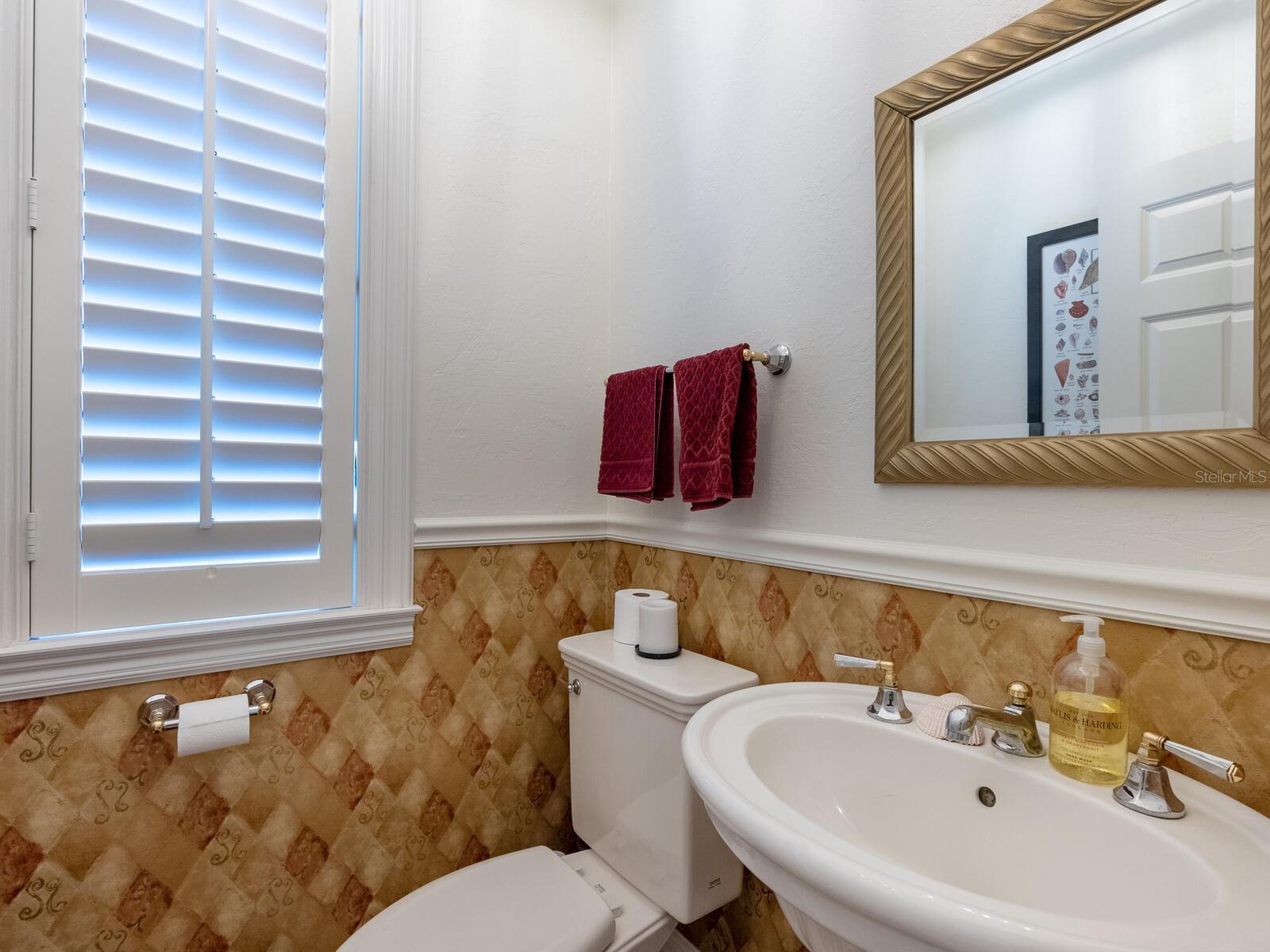 SOUTHPOINTE SHORES - Residential