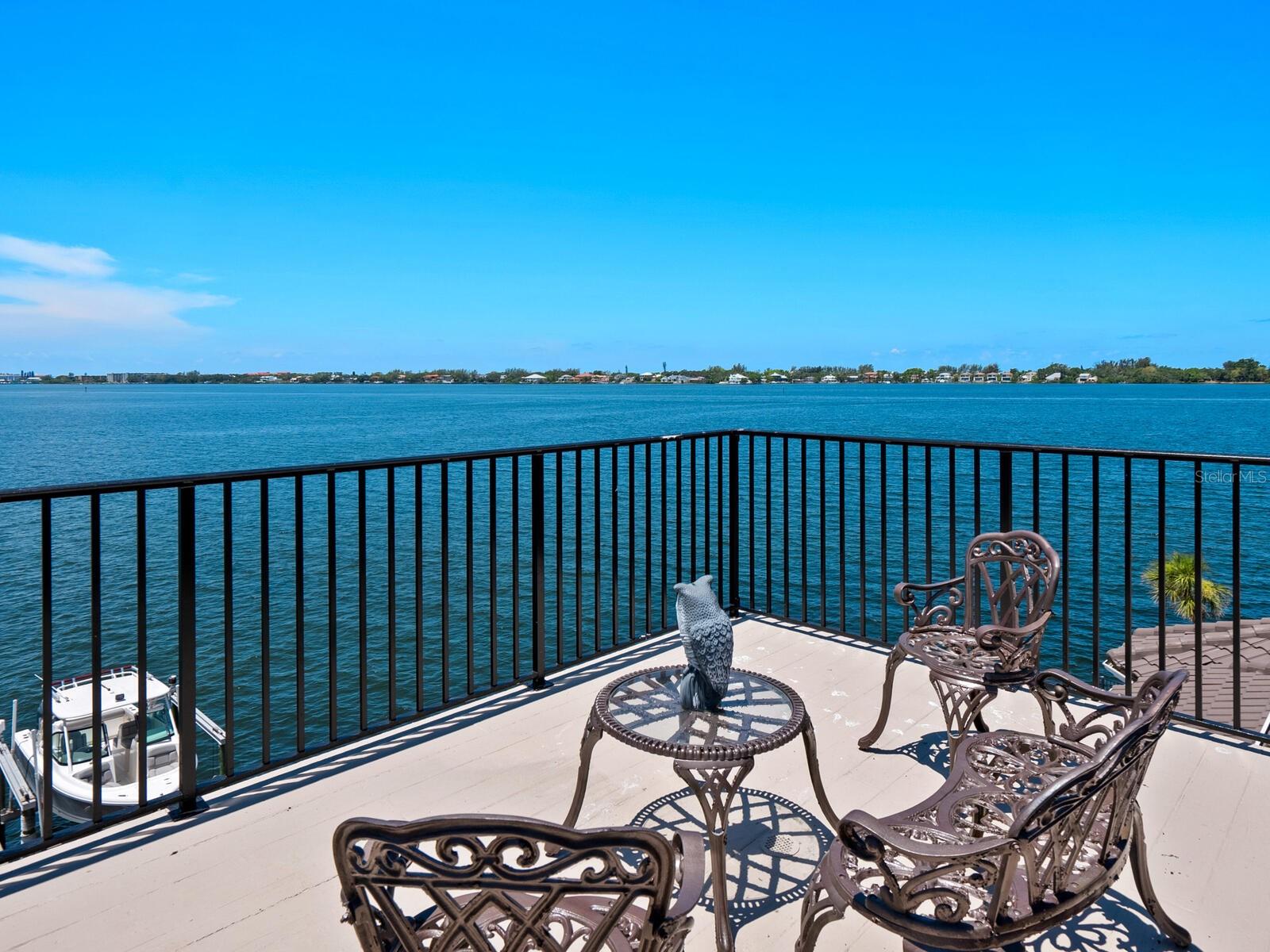 SOUTHPOINTE SHORES - Residential