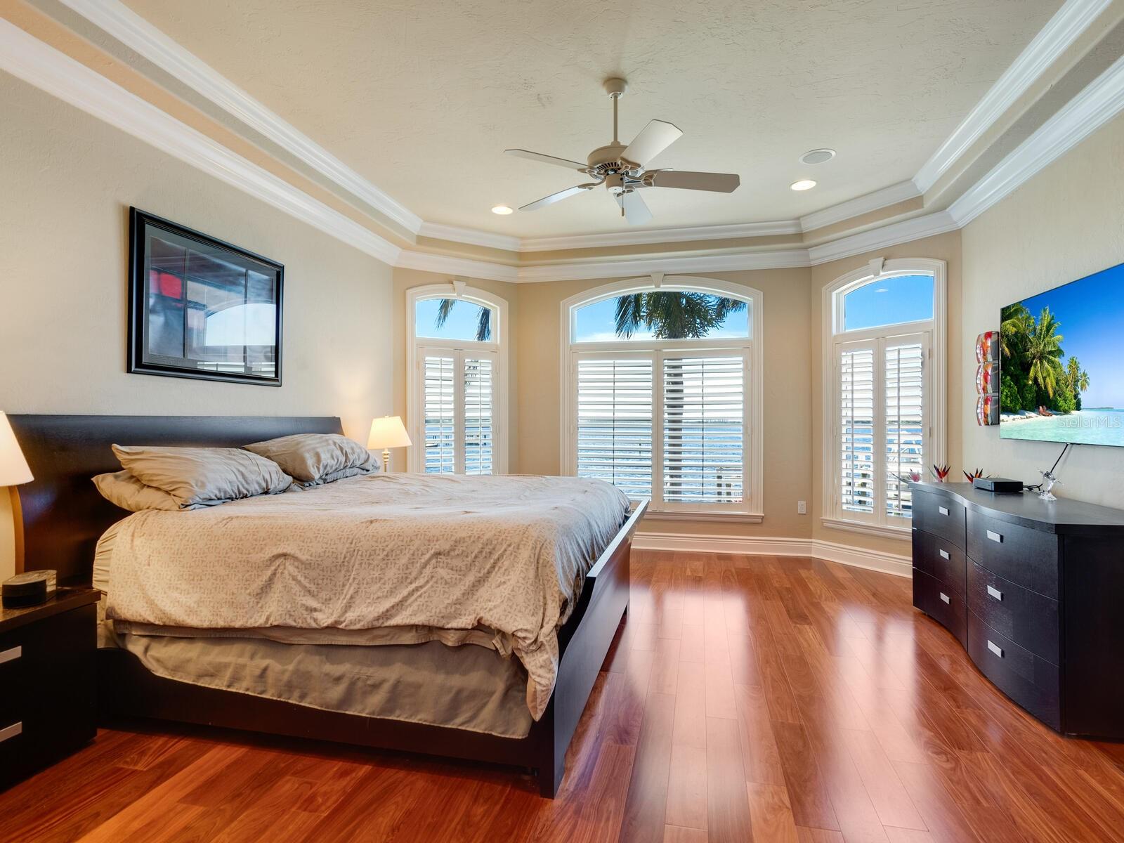 SOUTHPOINTE SHORES - Residential