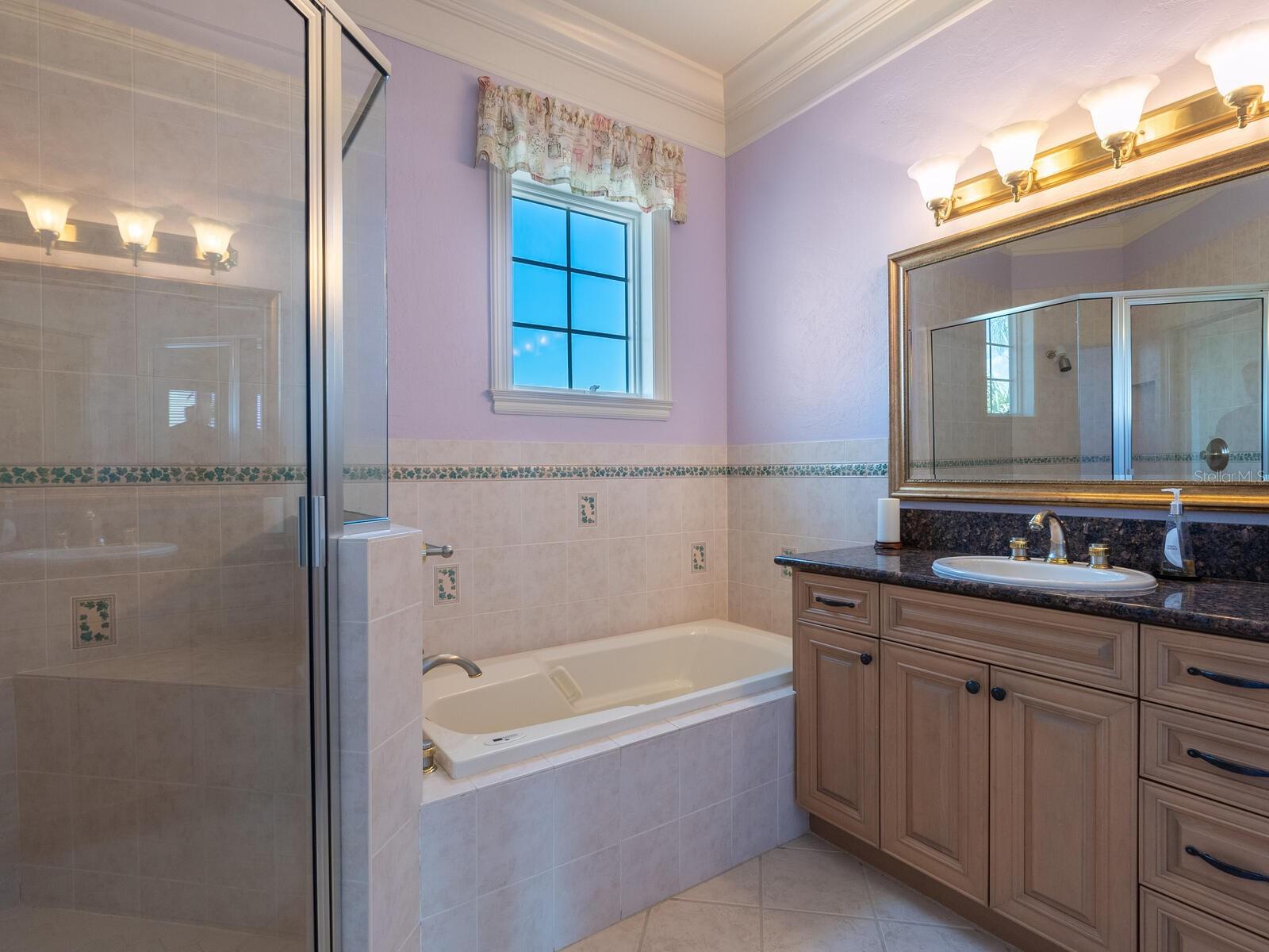 SOUTHPOINTE SHORES - Residential